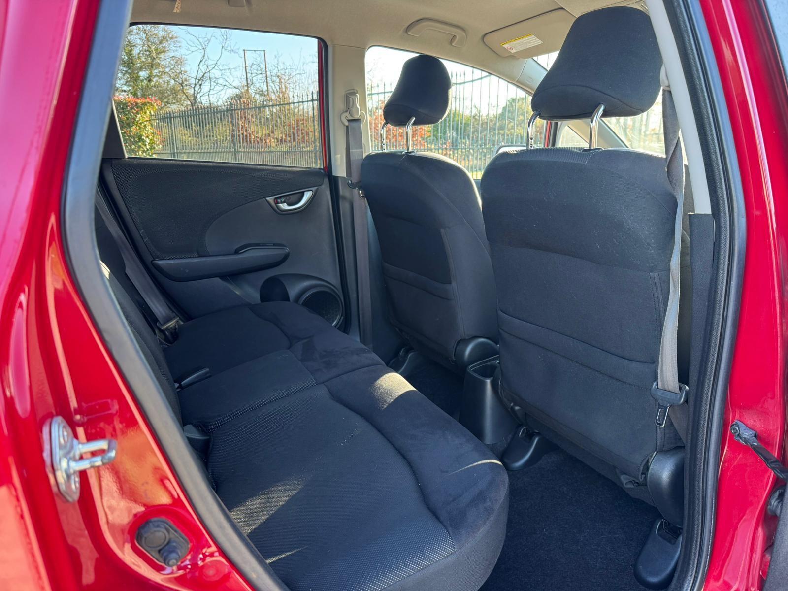 2013 Honda Jazz image 24