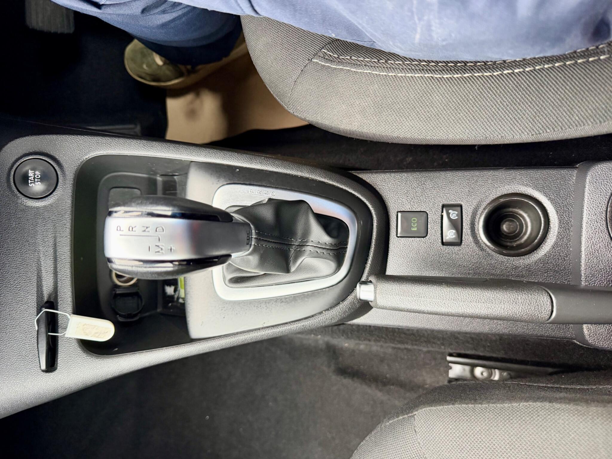 Renault Captur view 30