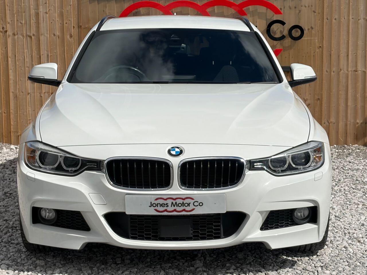 BMW 3 Series view 3