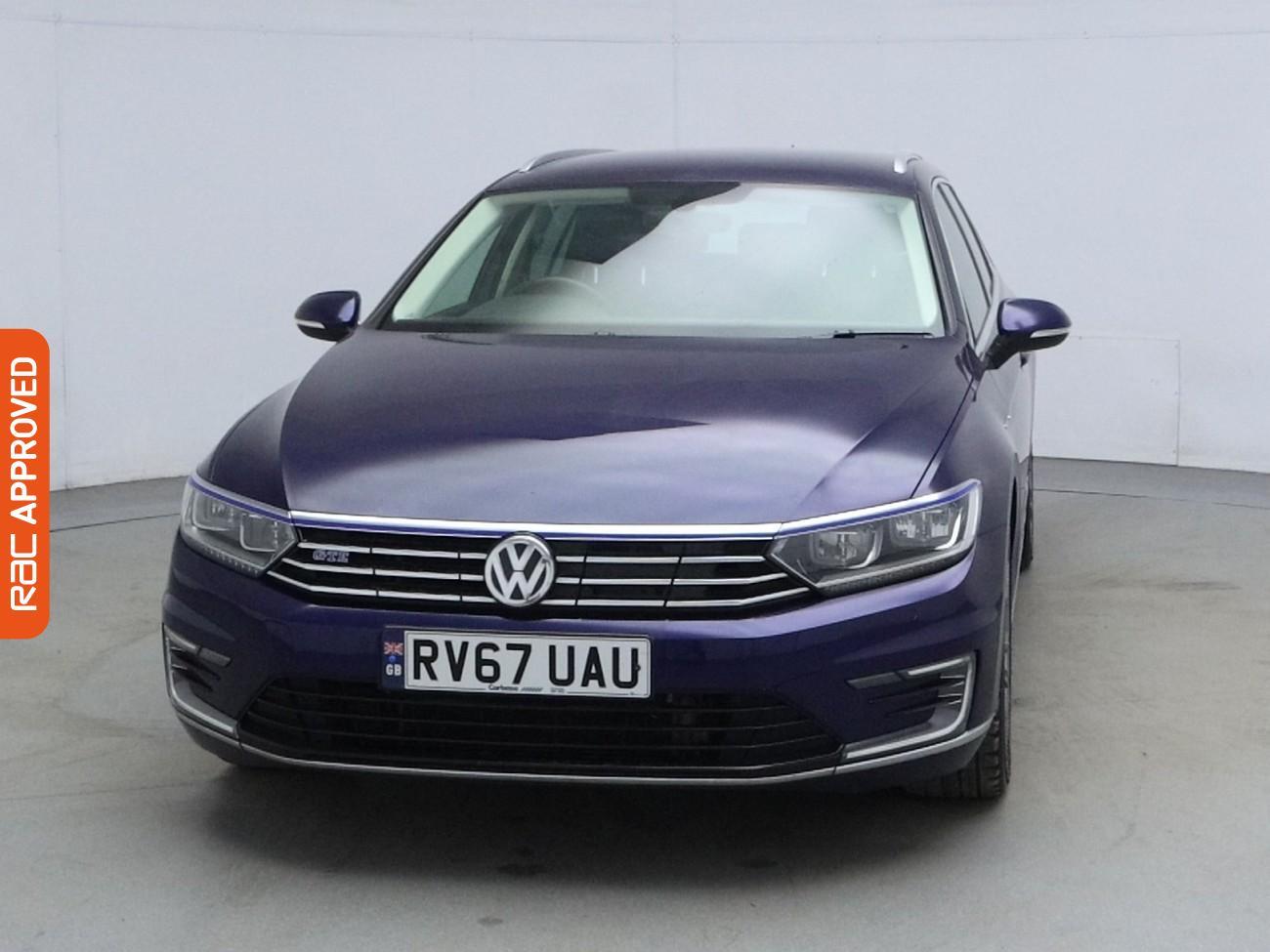 Volkswagen Passat view 8