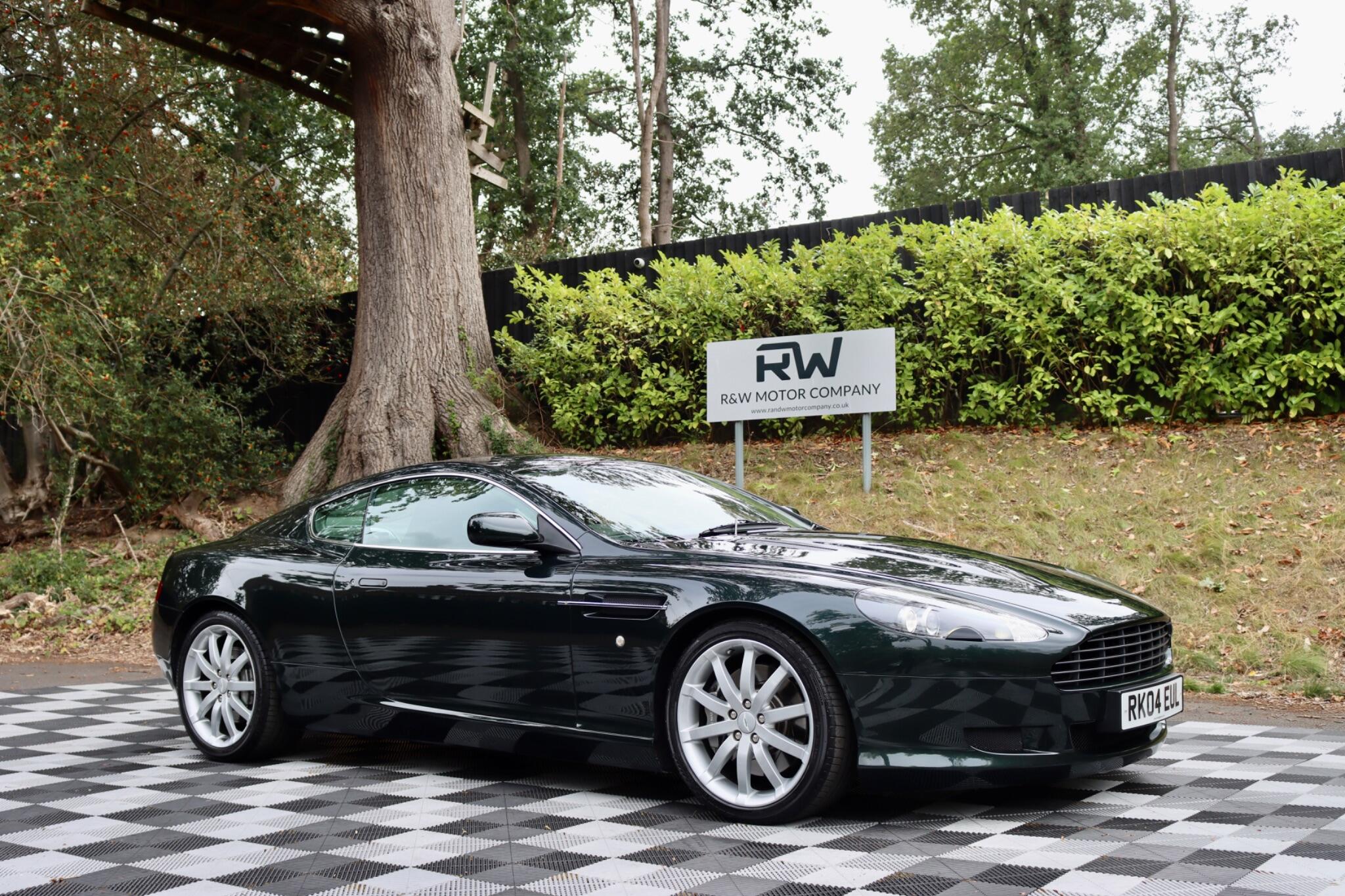 Aston Martin DB9 view 22
