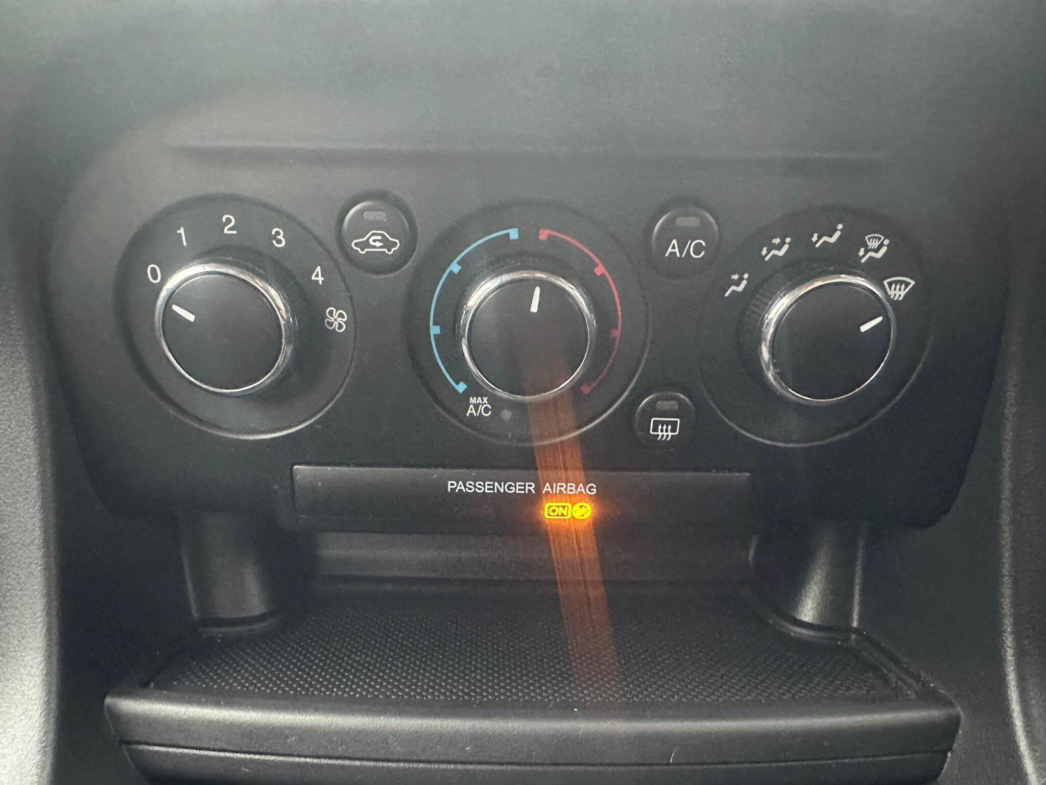 2017 Ford Ka+ 1.2 Ti-VCT Zetec Euro 6 5dr • 21,433 miles image 20