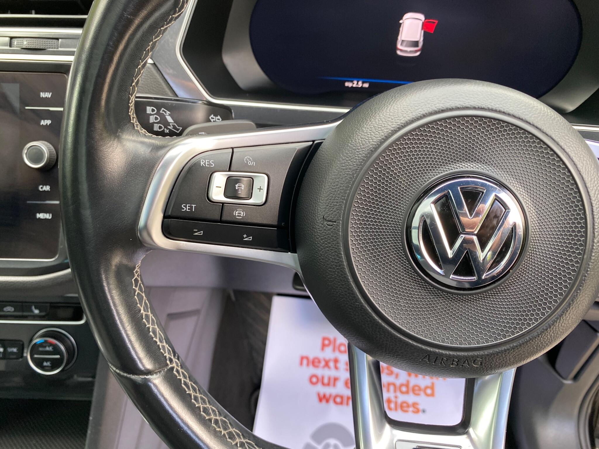 Volkswagen Tiguan view 22