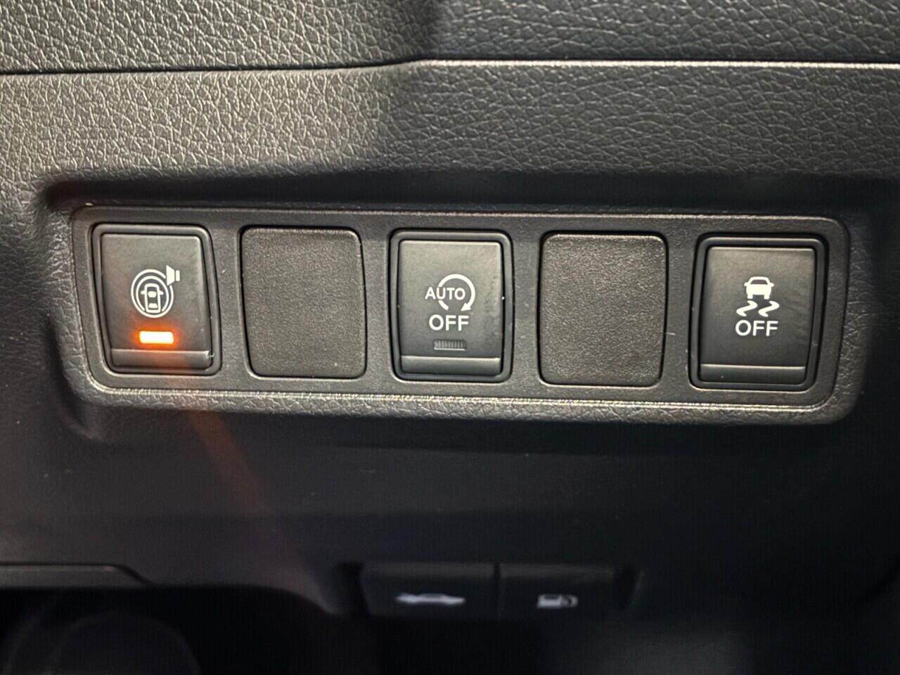 Nissan Pulsar view 36