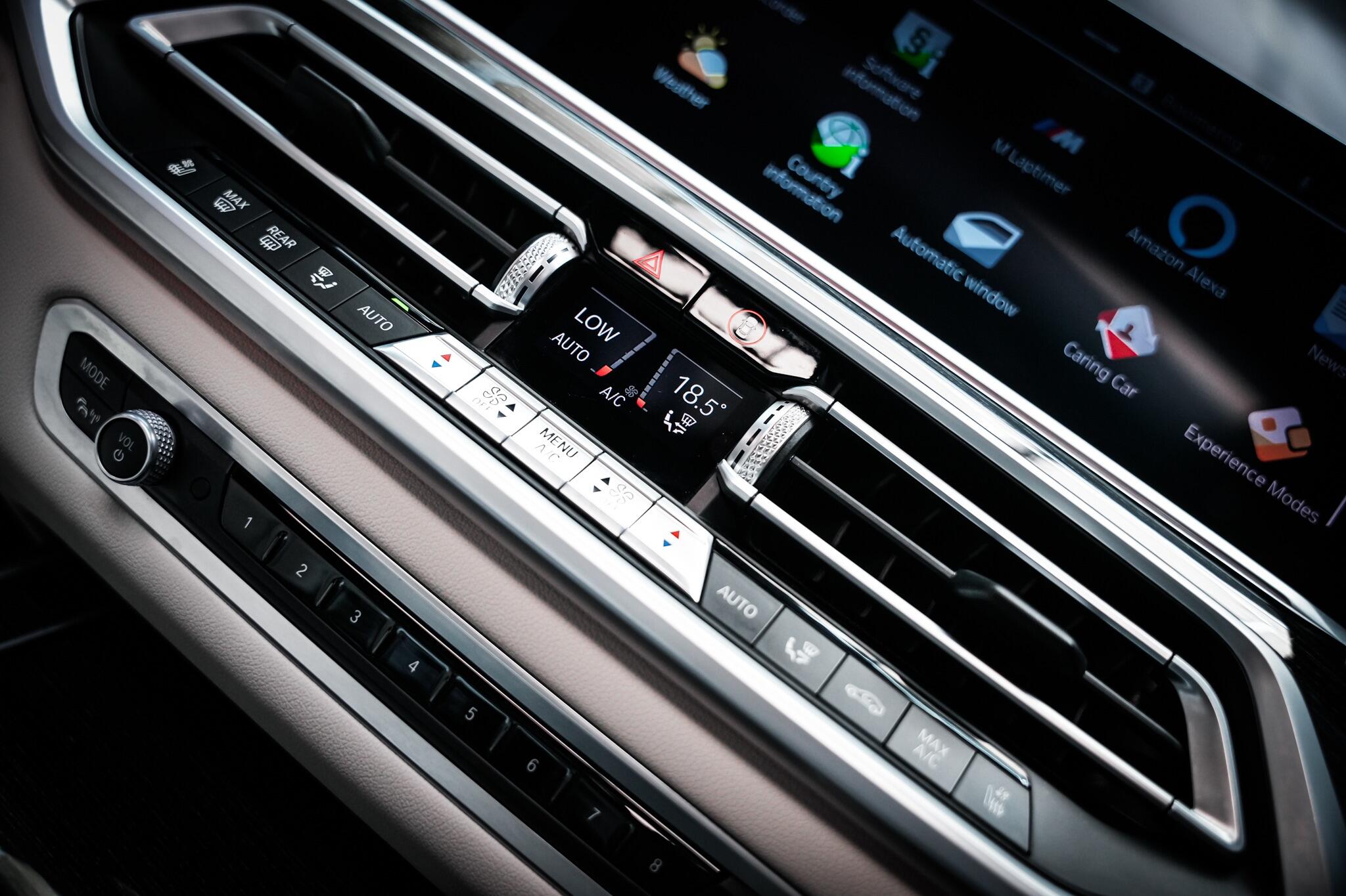 BMW X7 view 46