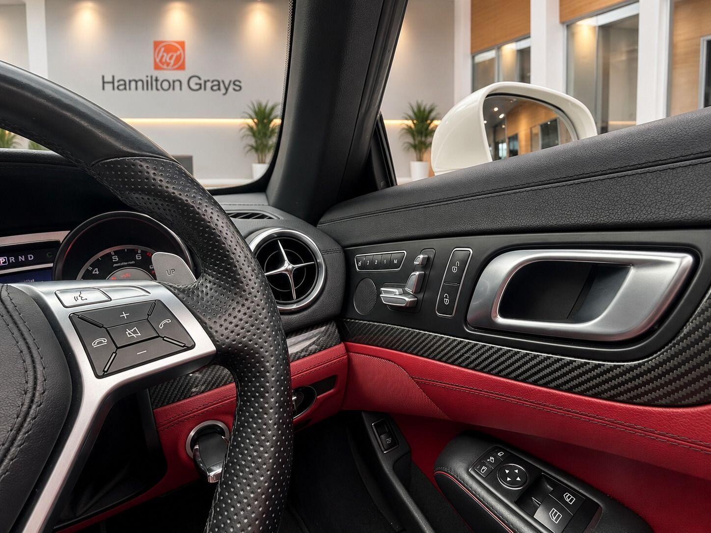 Mercedes-Benz SL view 15