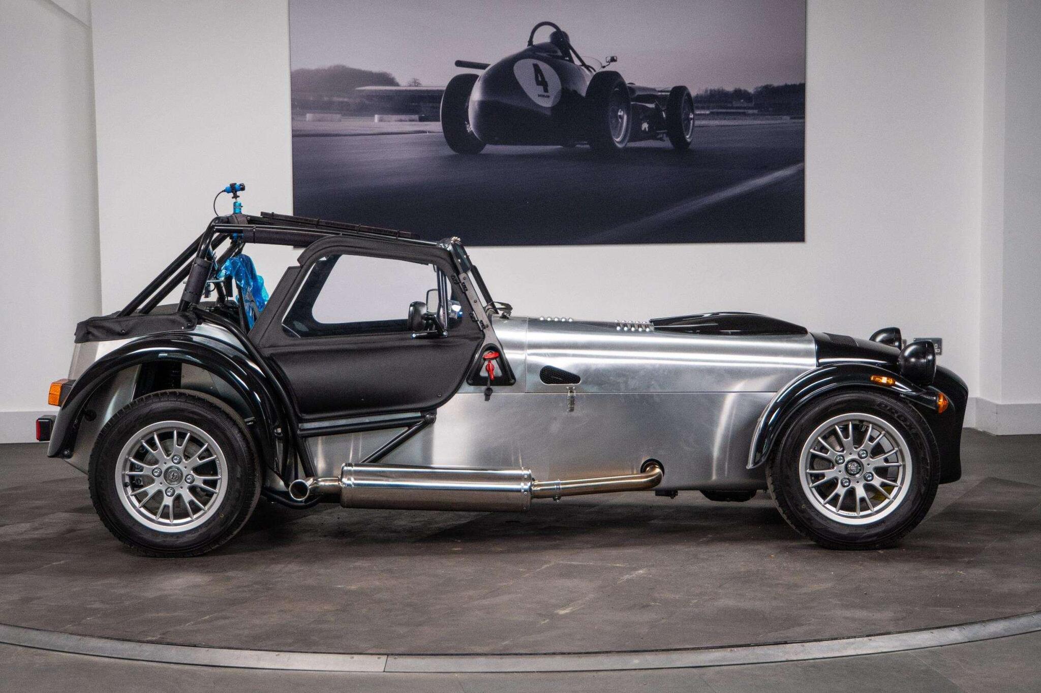 Caterham Seven view 17