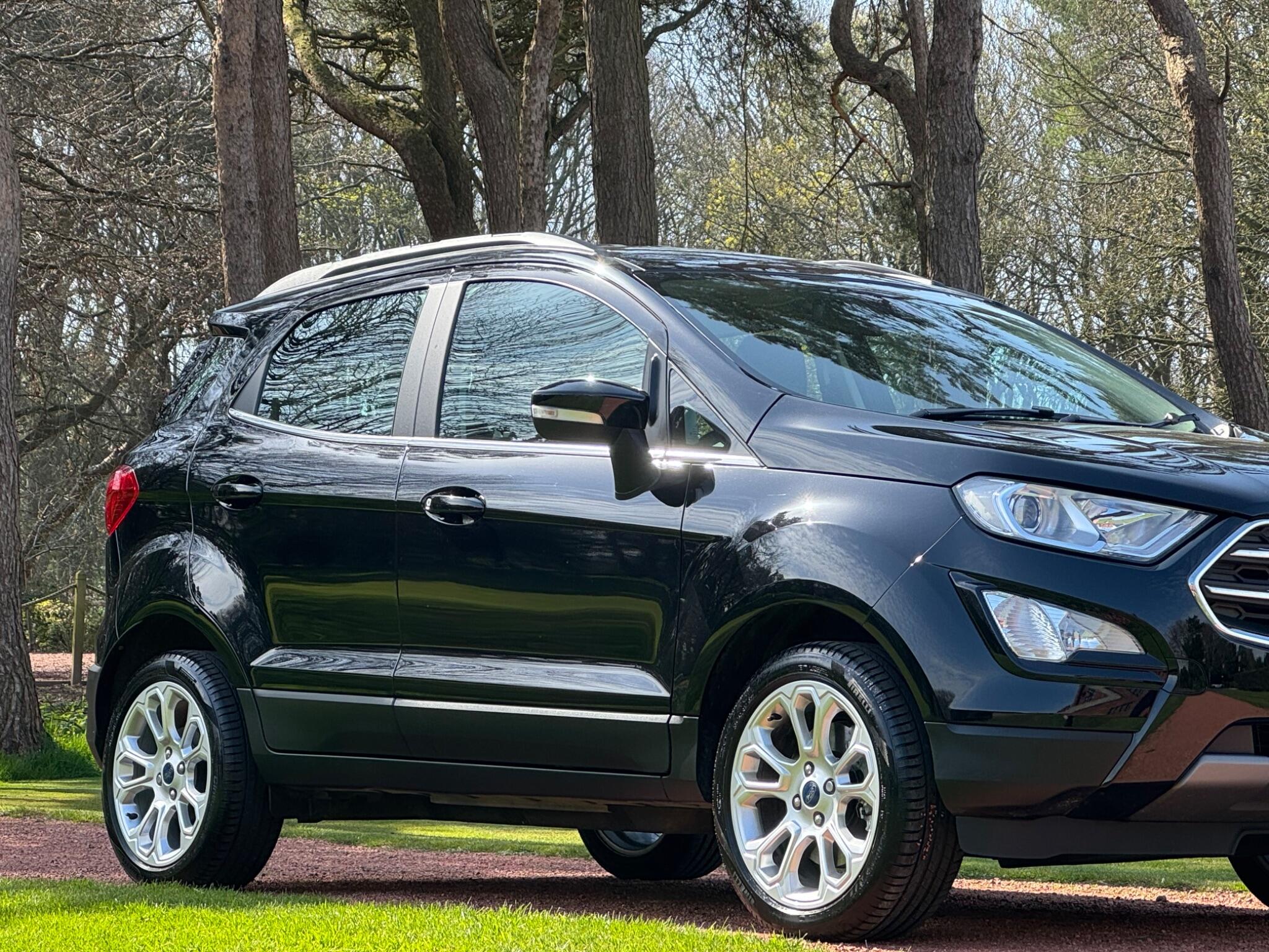 Ford Ecosport view 6