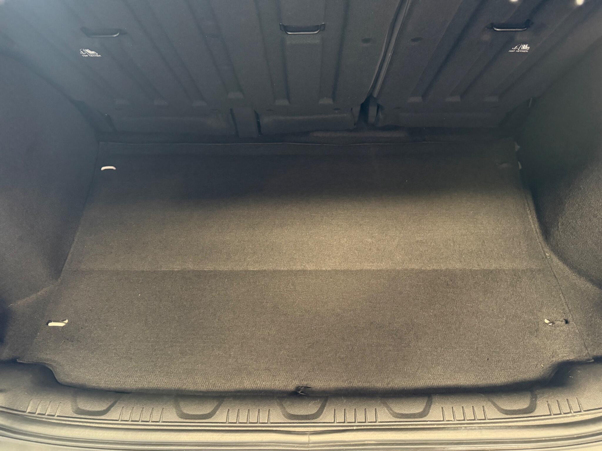Ford Ecosport view 58