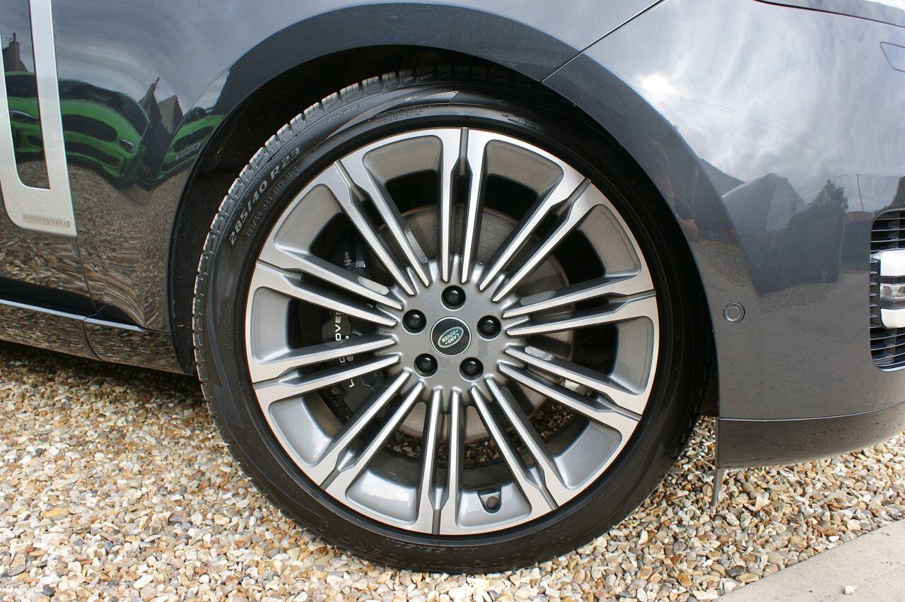 Land Rover Range Rover view 7