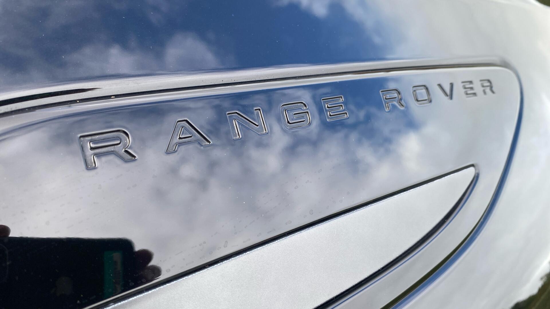 Land Rover Range Rover Velar view 28