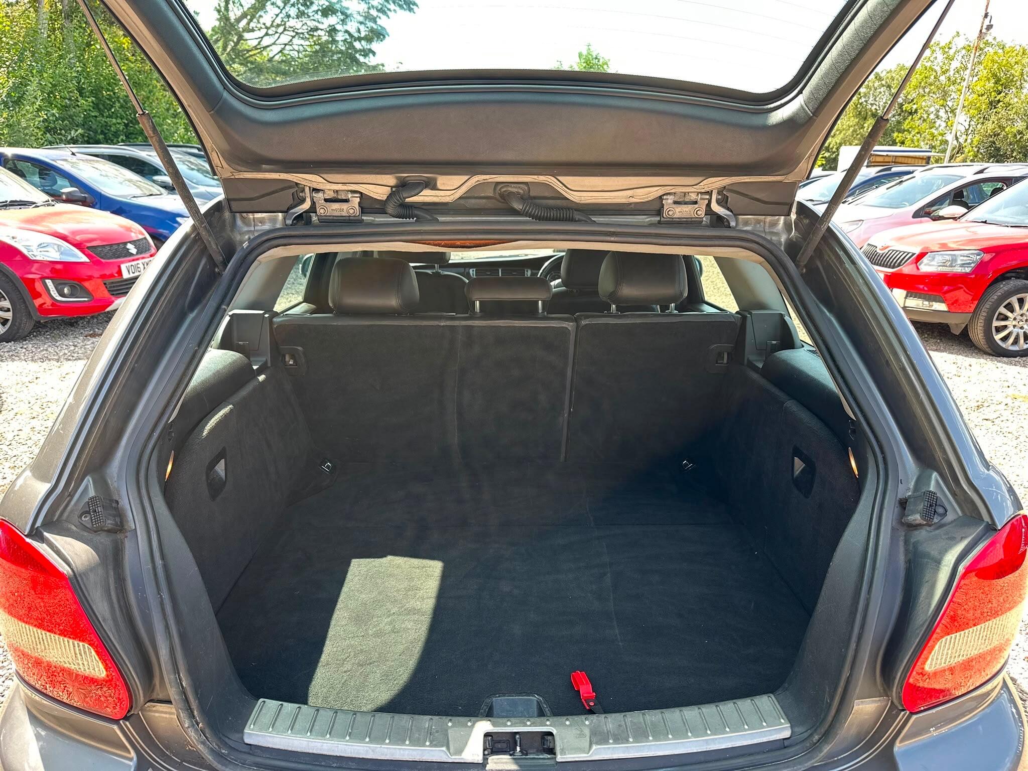 Jaguar X-Type view 15