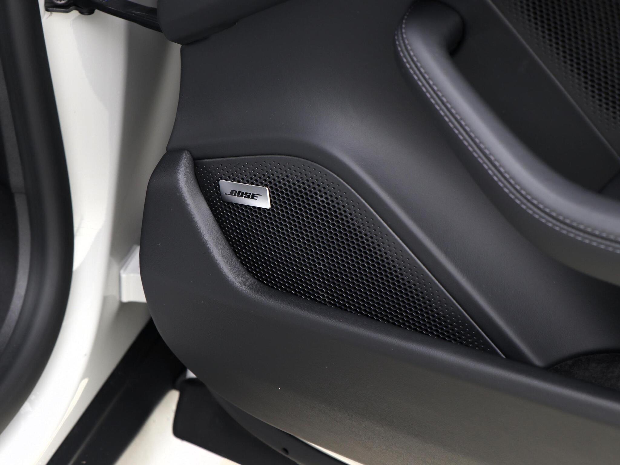 Porsche Taycan view 23