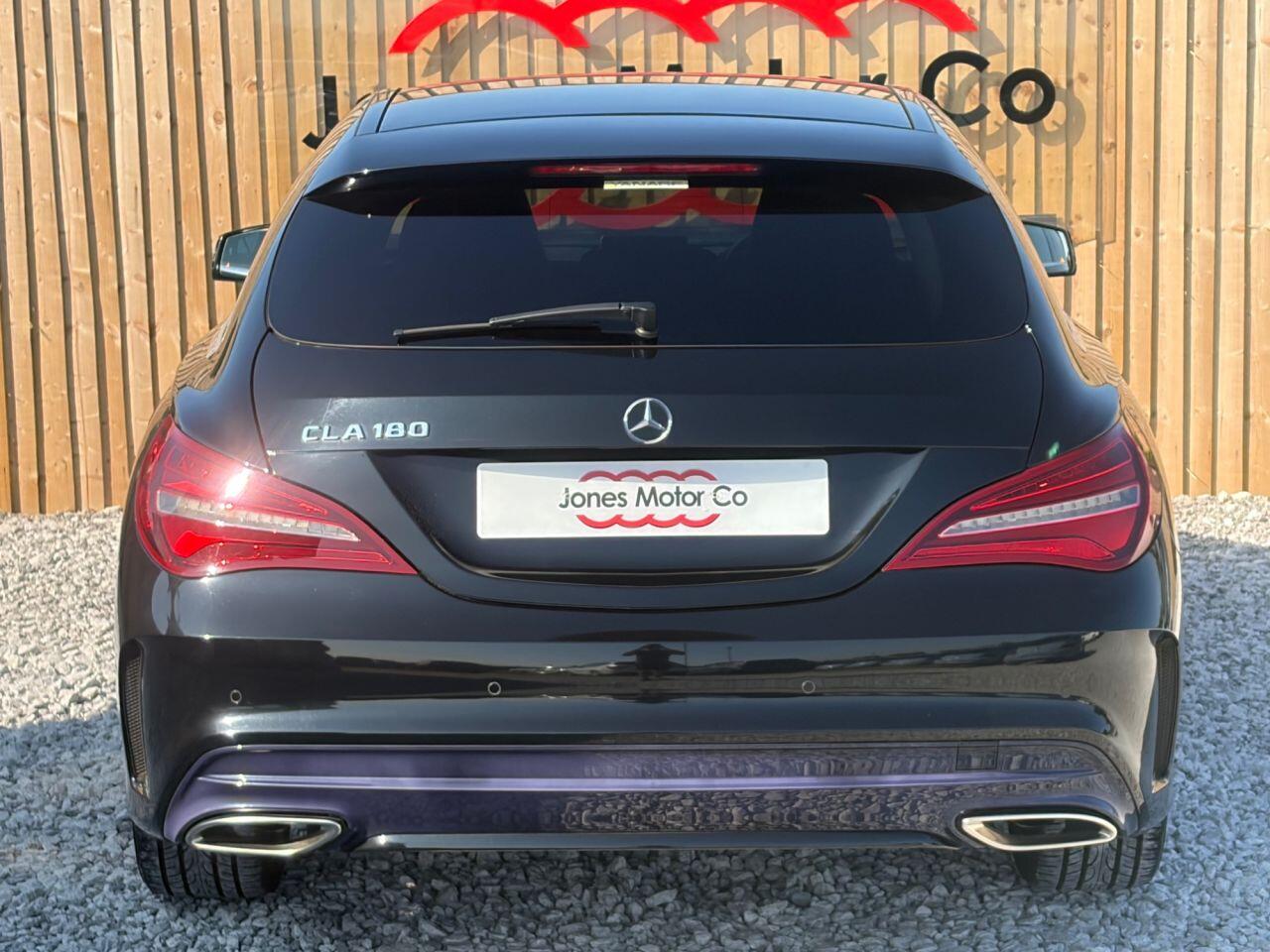 Mercedes-Benz Cla view 9
