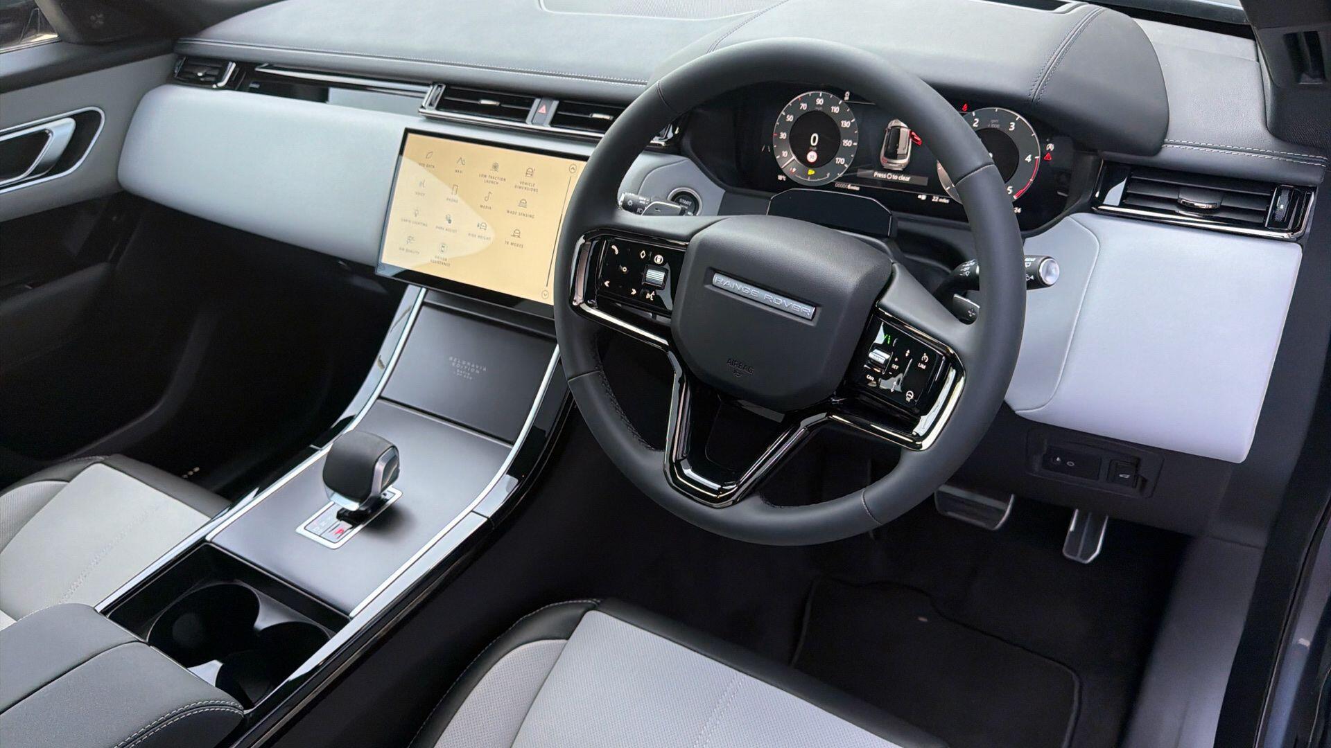 Land Rover Range Rover Velar view 7
