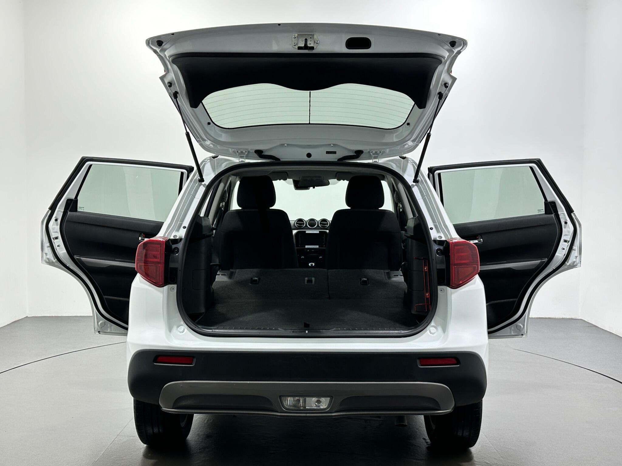 Suzuki Vitara view 42