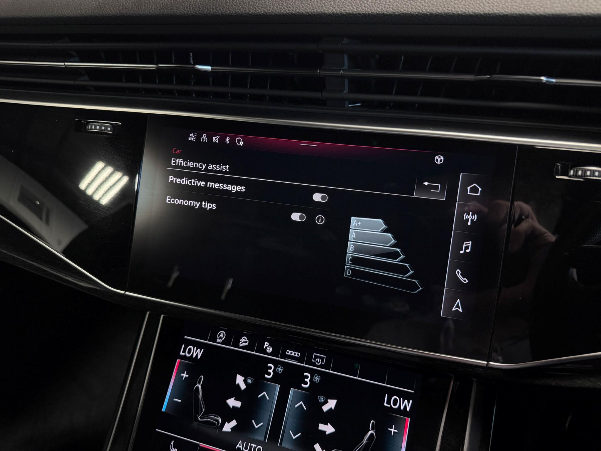 Audi Q8 view 55