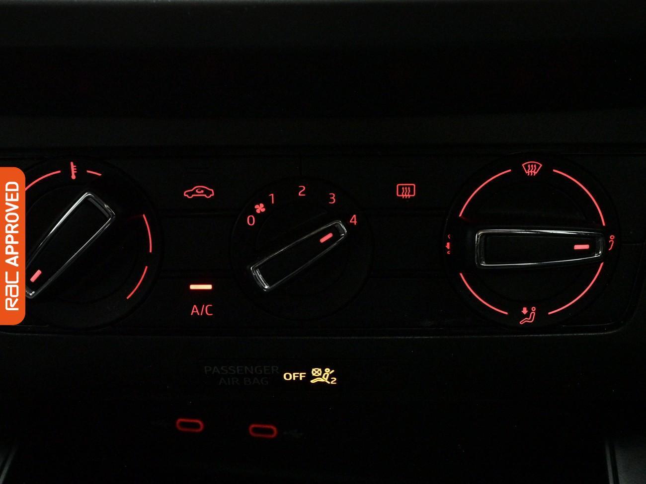 SEAT Ibiza view 3