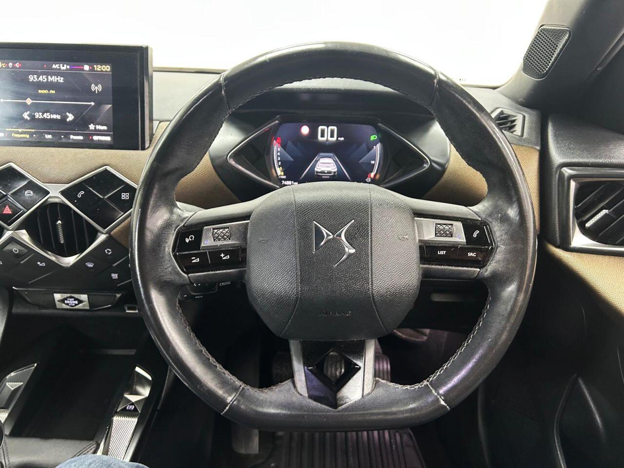 DS Automobiles DS 3 Crossback view 18