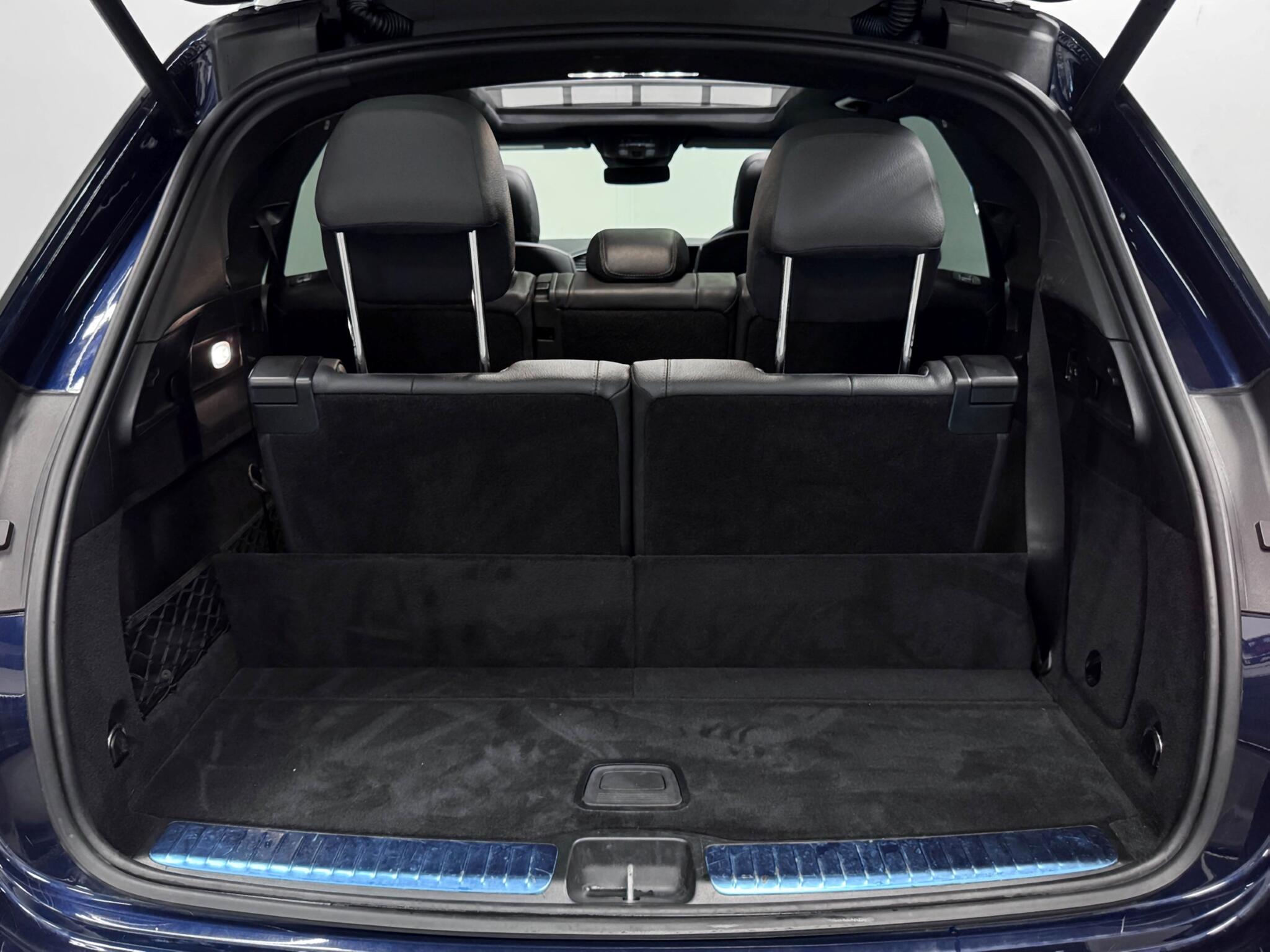 Mercedes-Benz GLE view 7