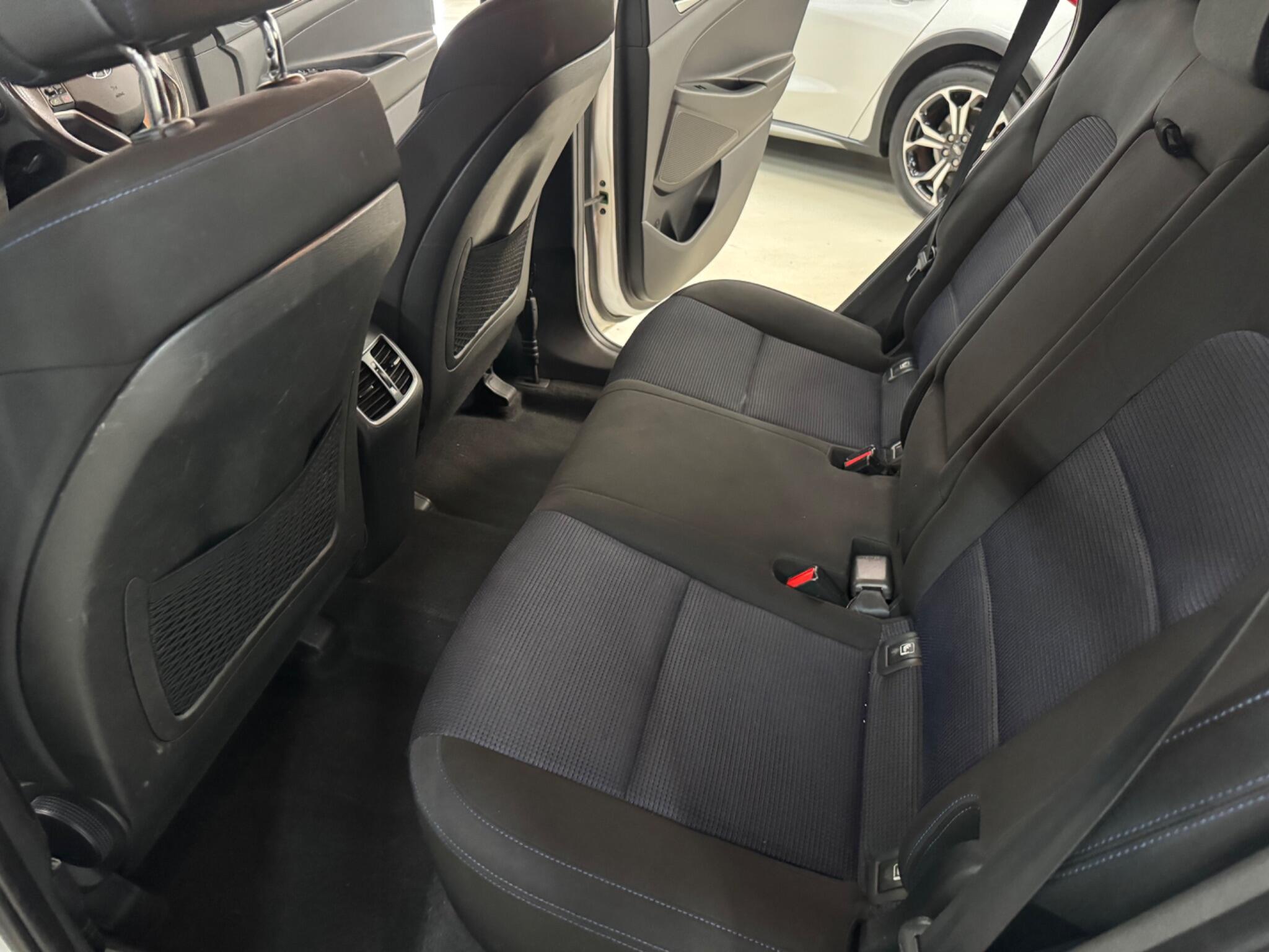 Hyundai Tucson view 38