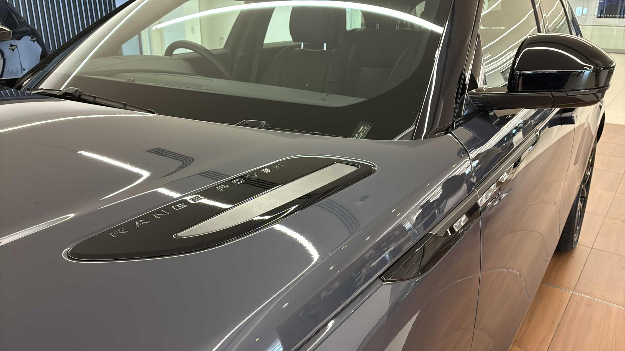 Land Rover Range Rover Velar view 20
