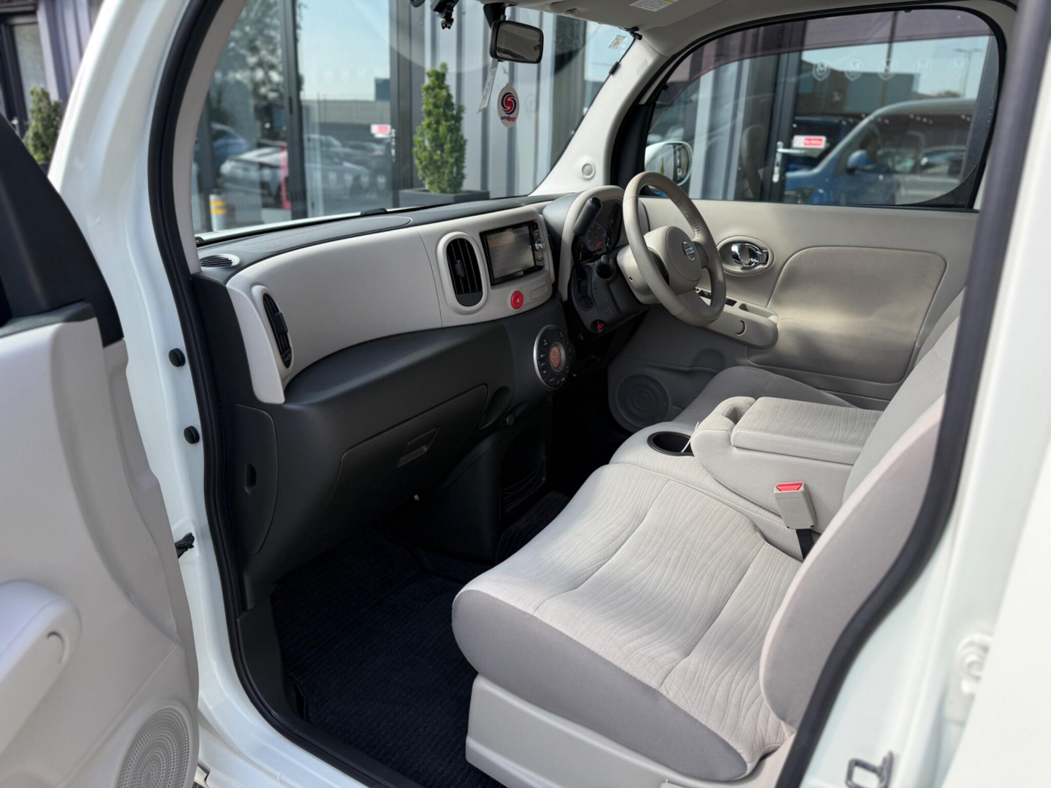 Nissan Cube view 31