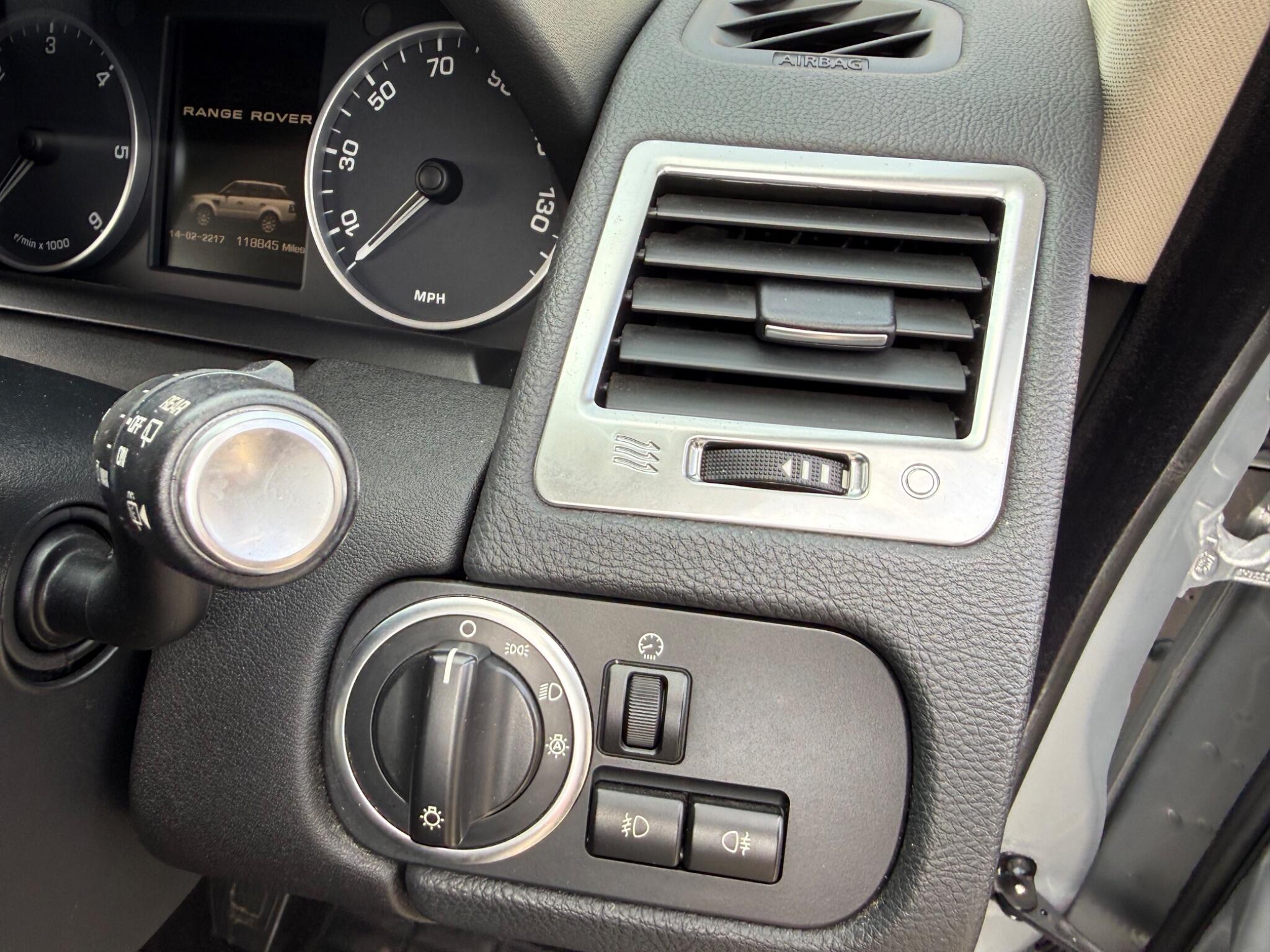 Land Rover Range Rover Sport view 15