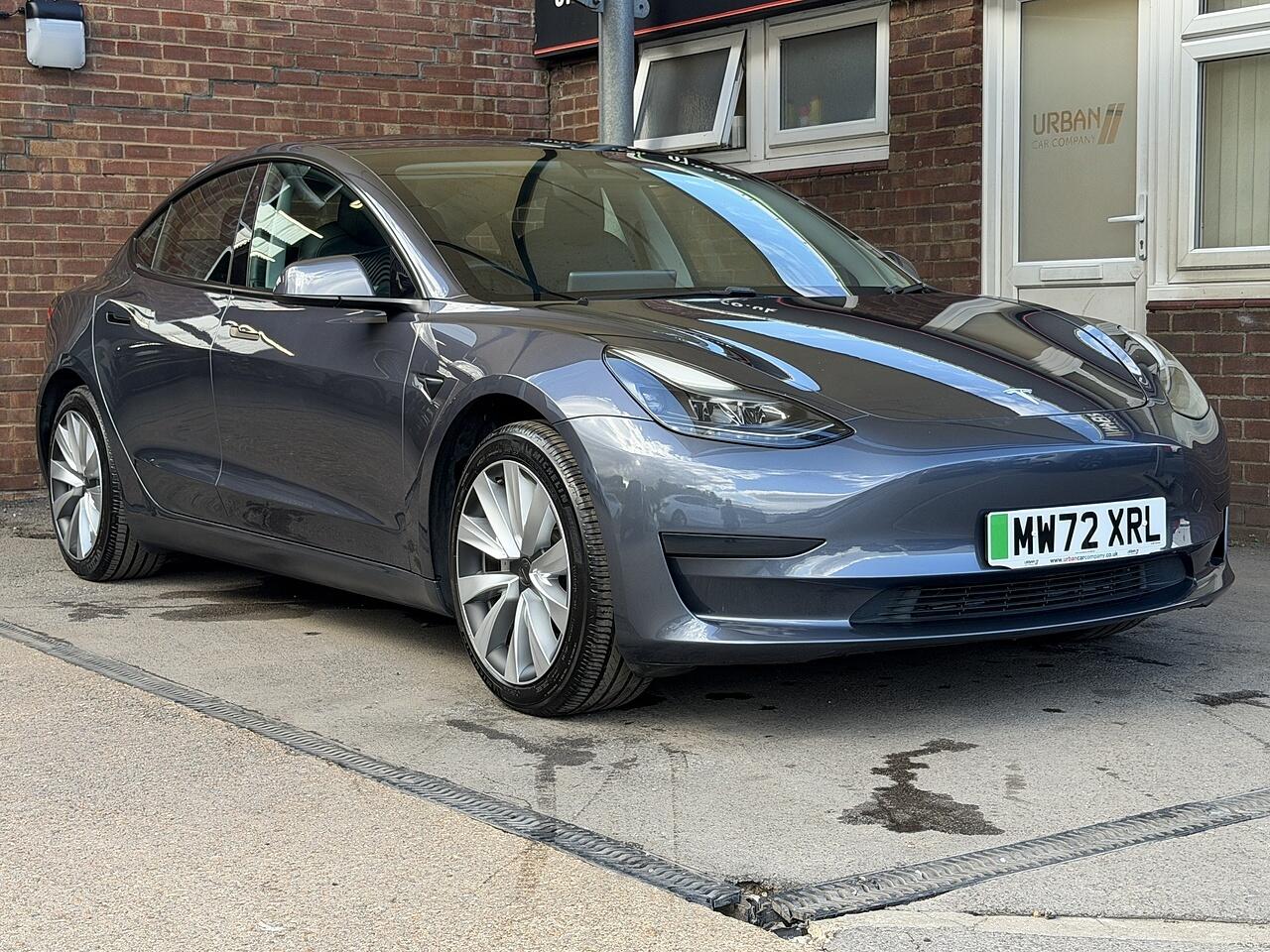 Tesla Model 3 view 8