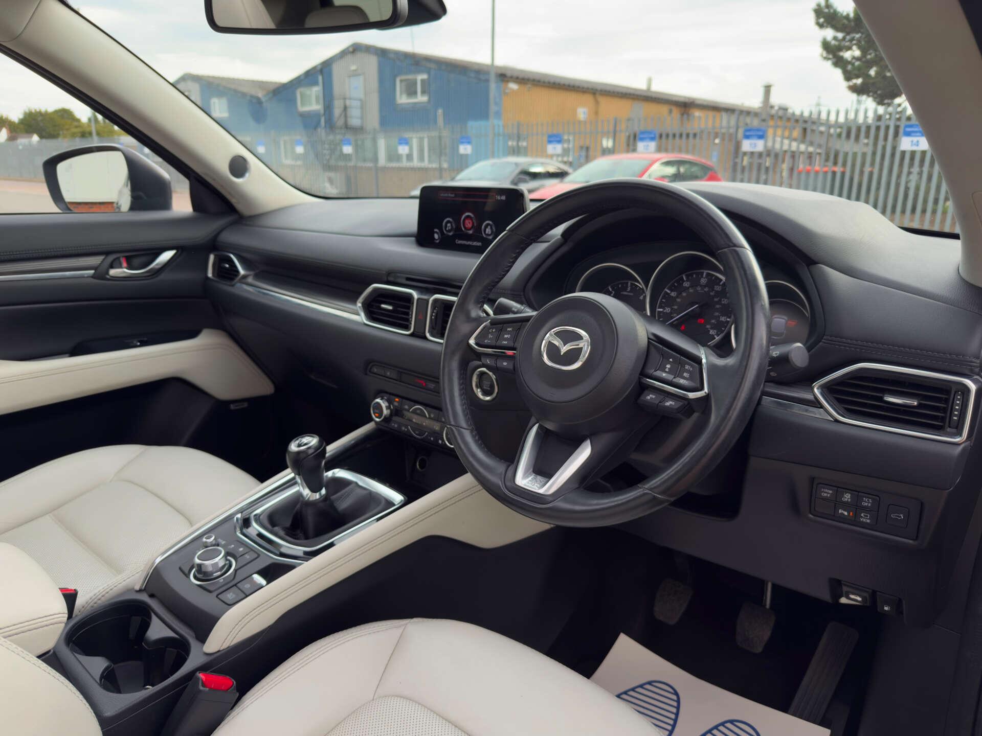 Mazda CX-5 view 13