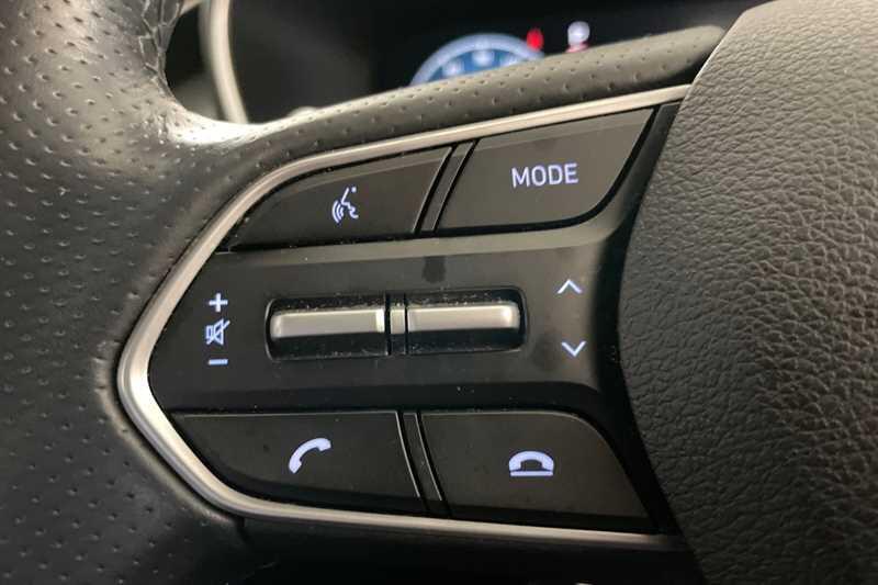 Hyundai Santa Fe view 21