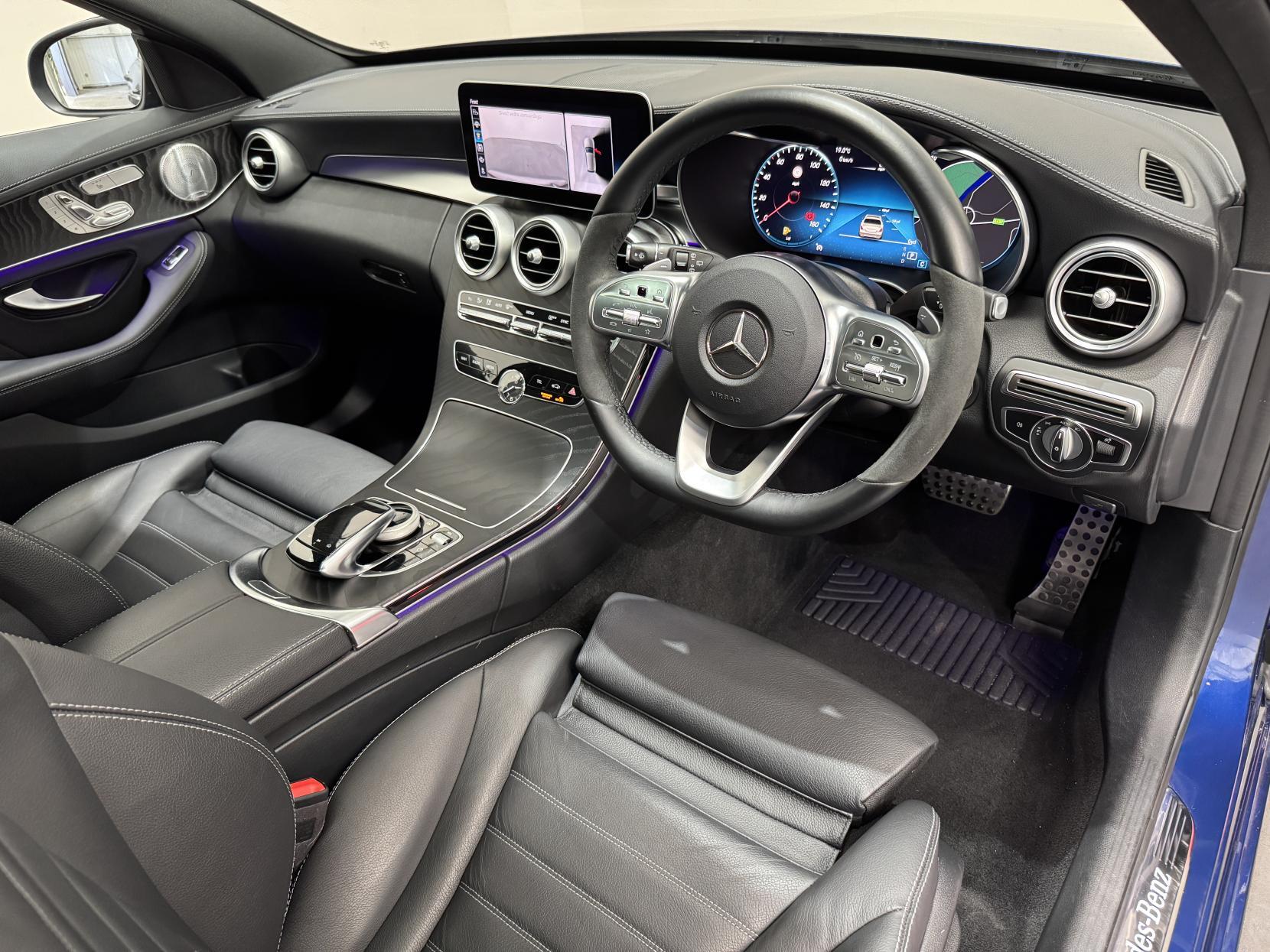 Mercedes-Benz C Class view 21