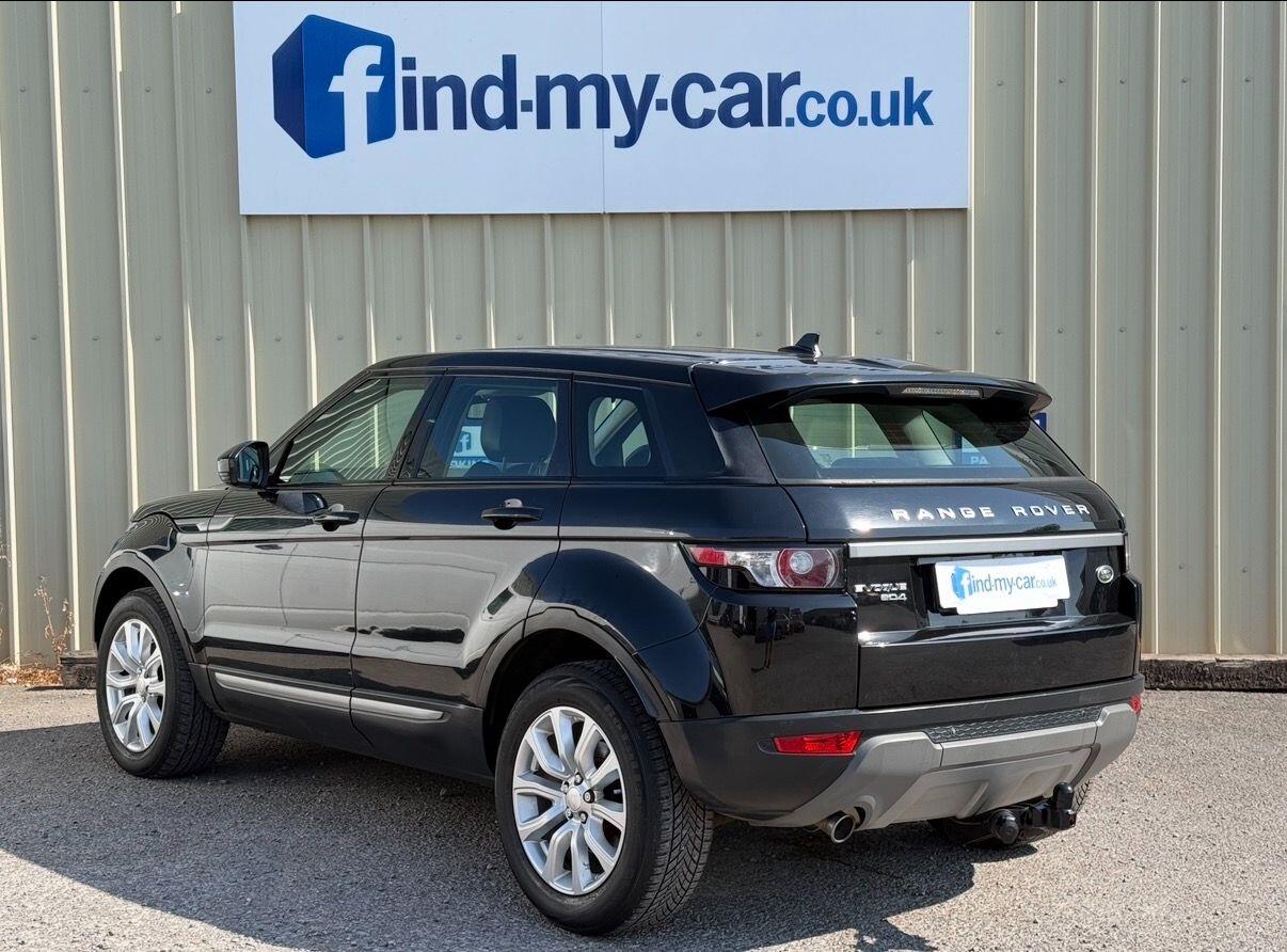 Land Rover Range Rover Evoque view 2