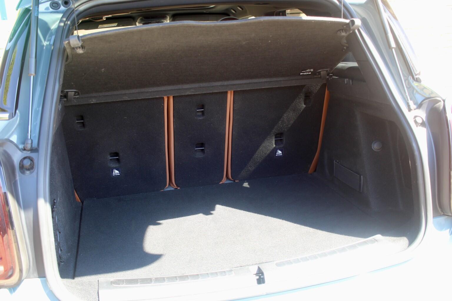 Mini Countryman view 35