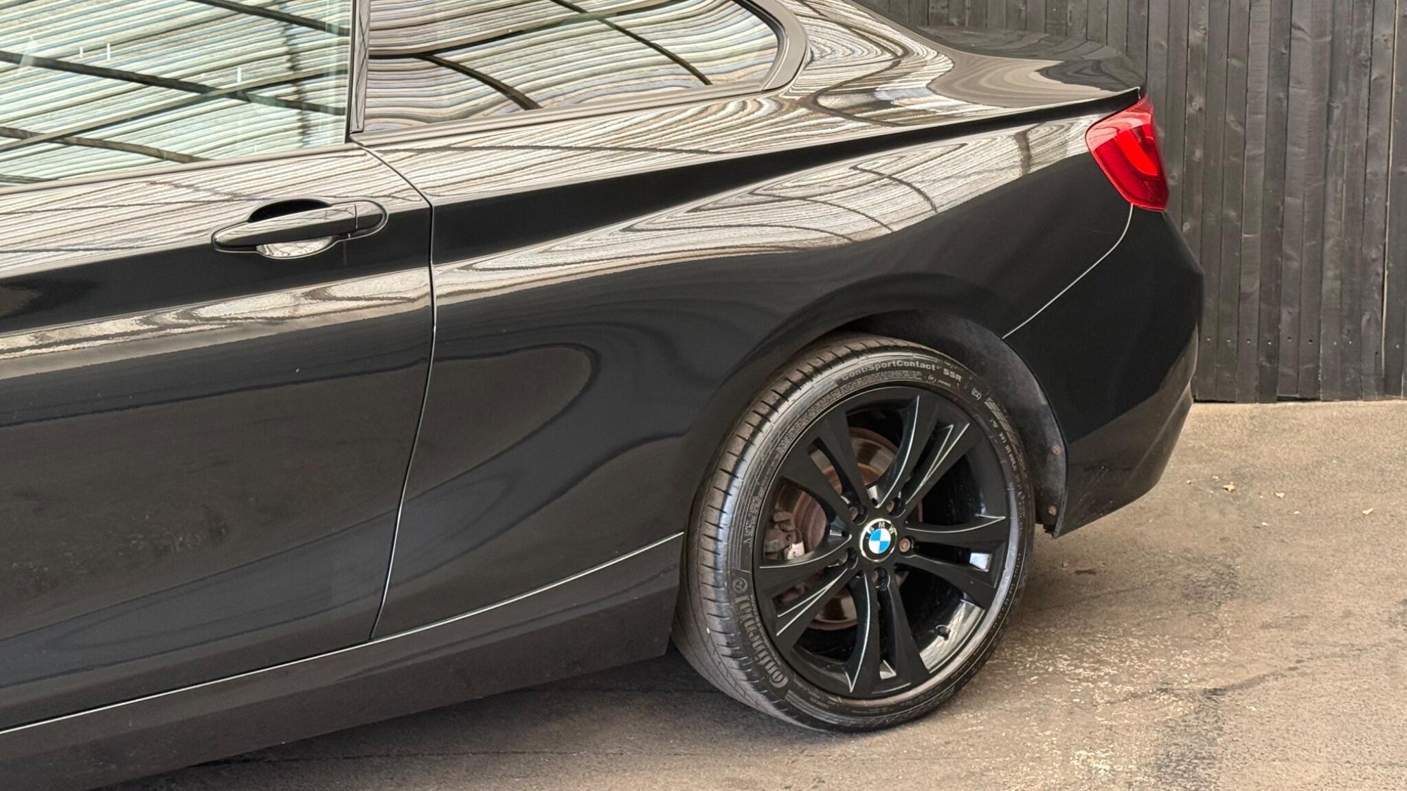 BMW 2 Series view 10
