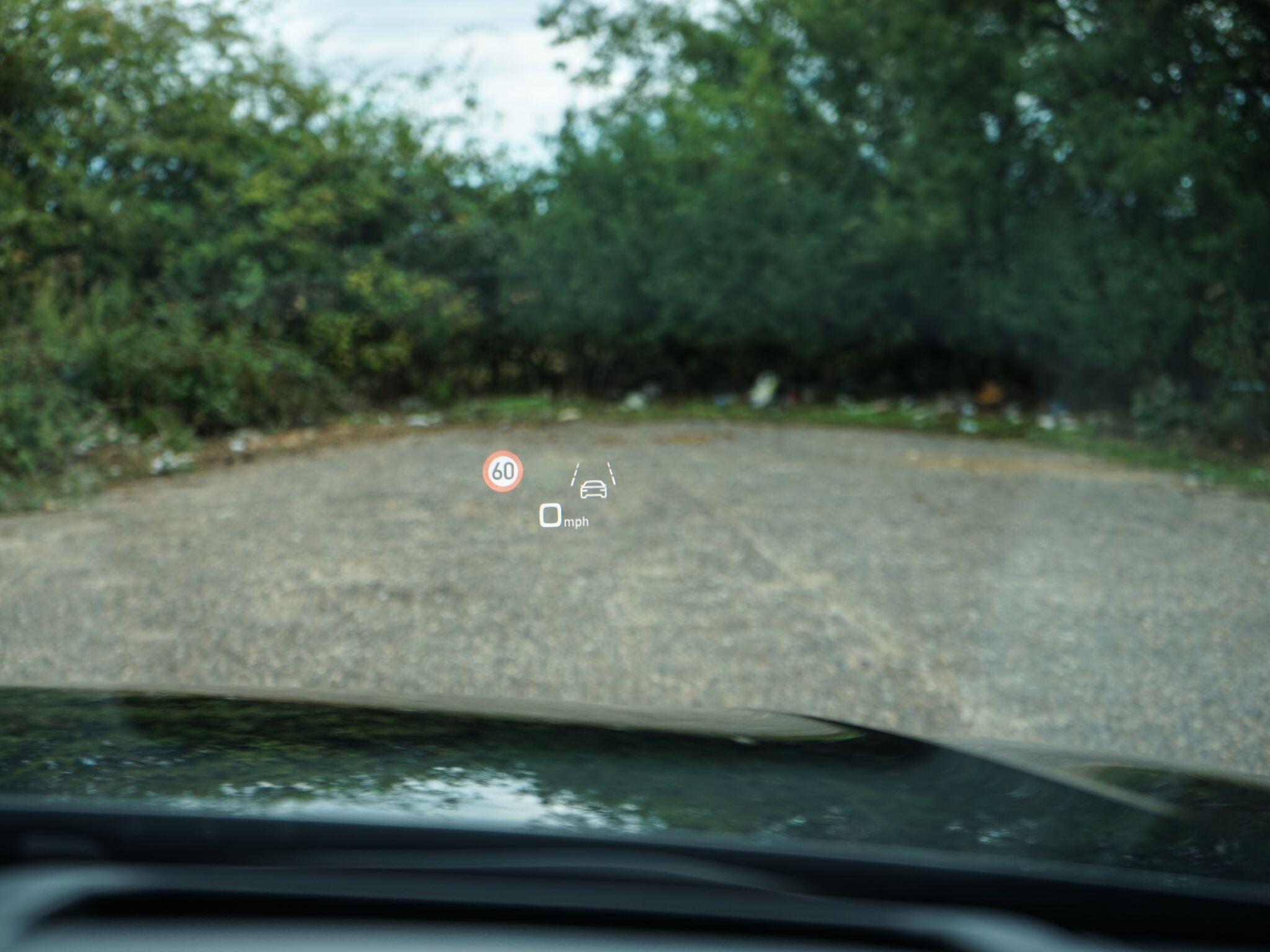 Audi RSQ8 view 25