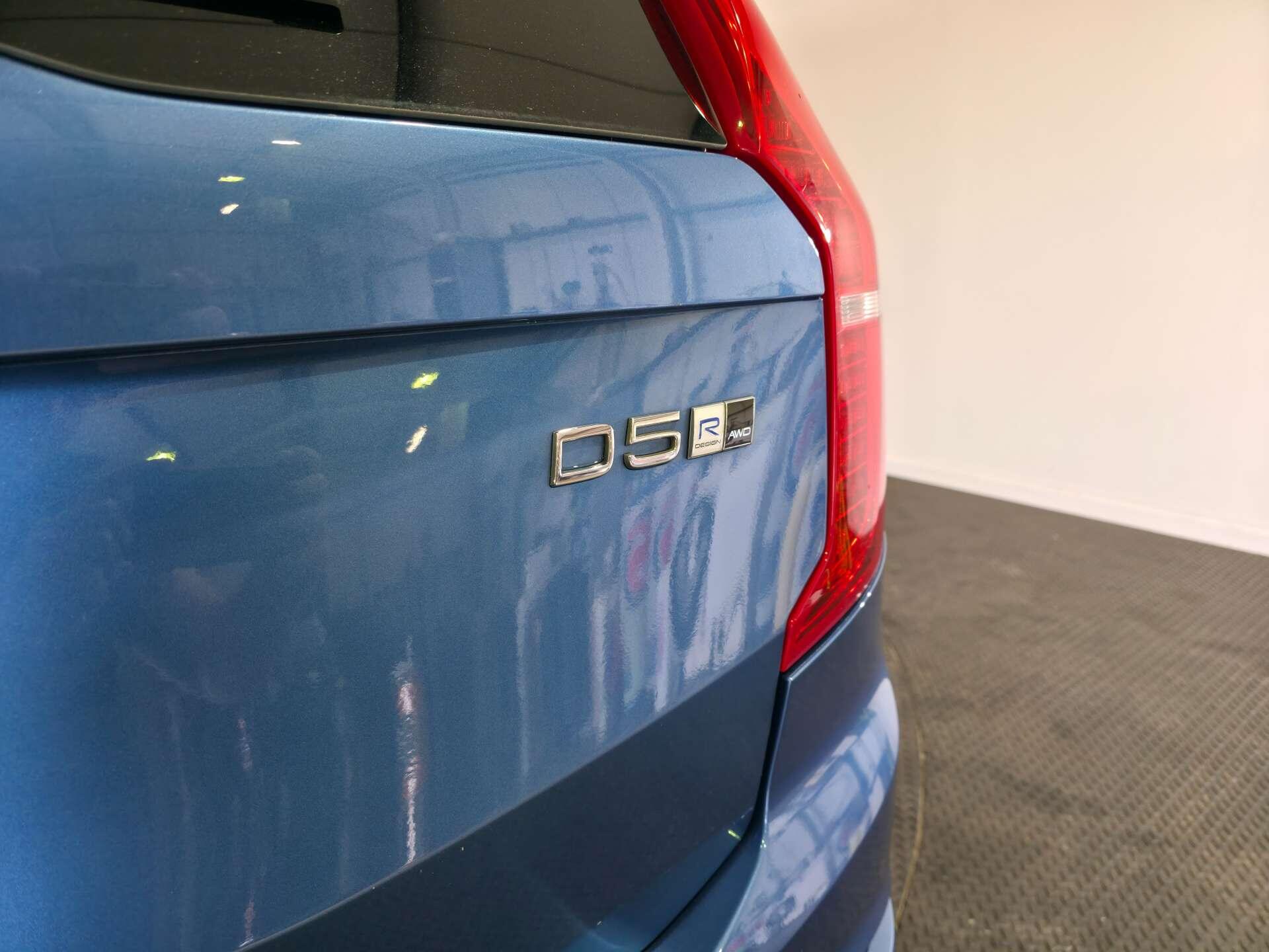 Volvo XC90 view 17