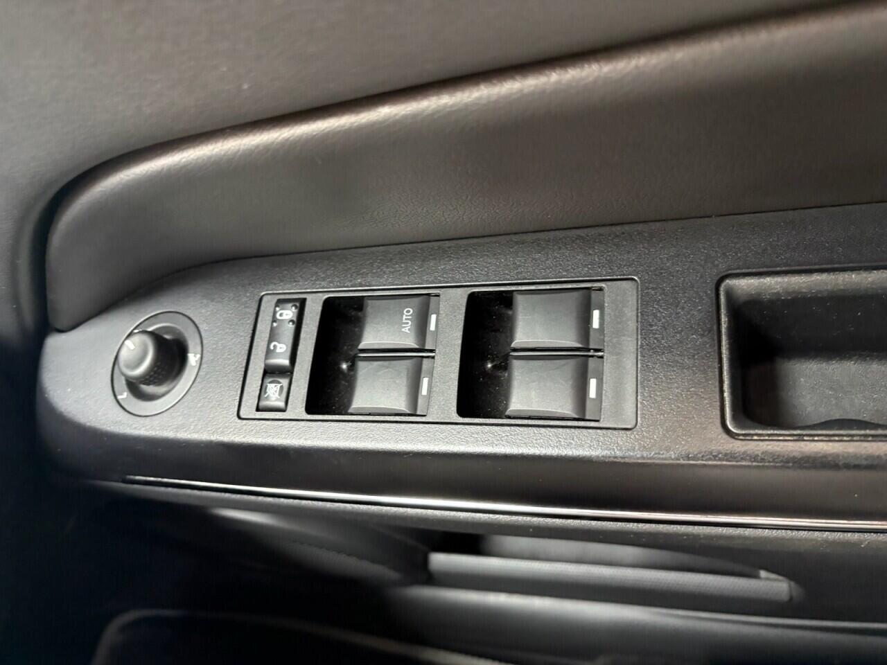 Jeep Compass view 21