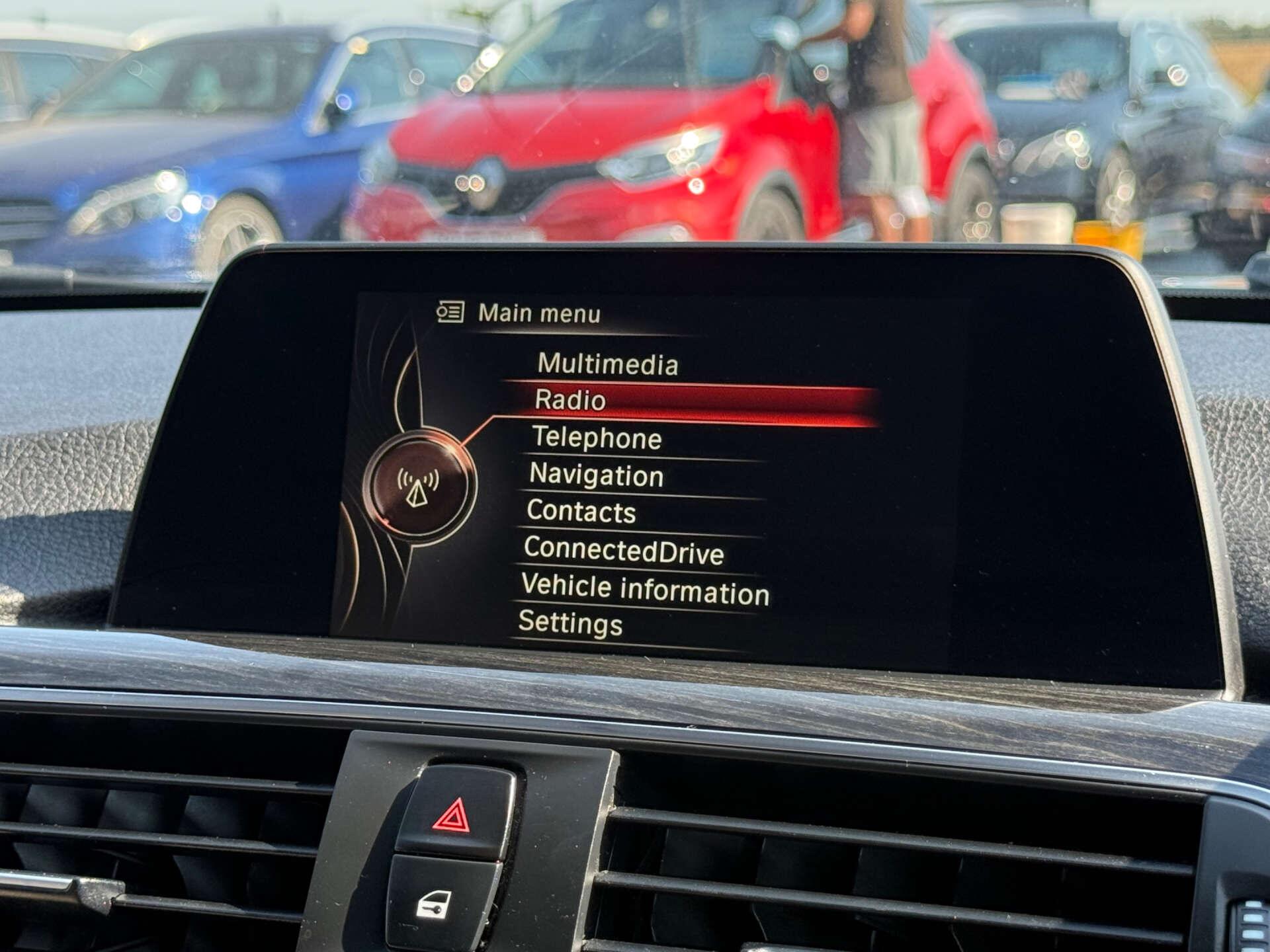 BMW 3 Series view 57