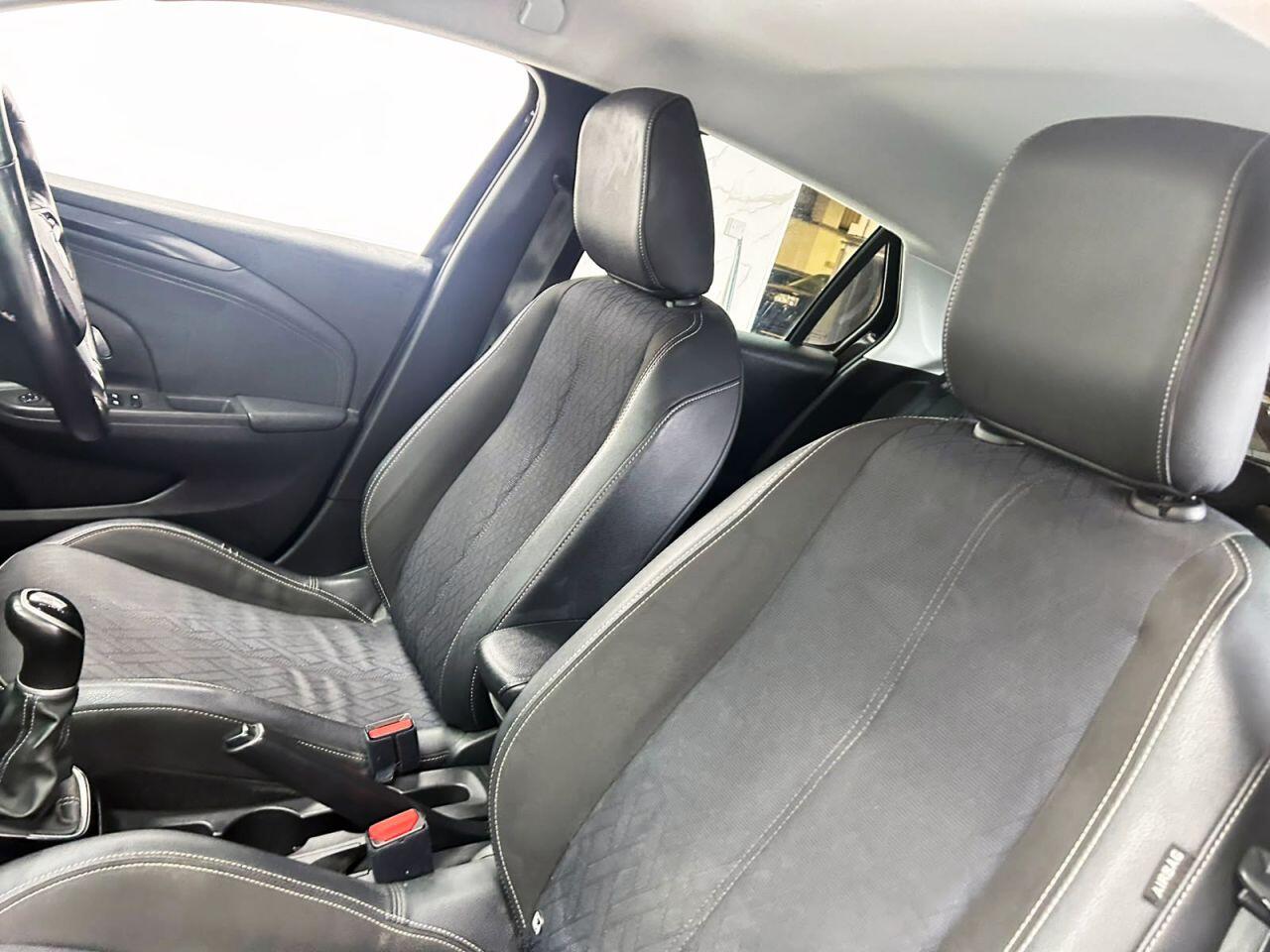 Vauxhall Corsa view 13