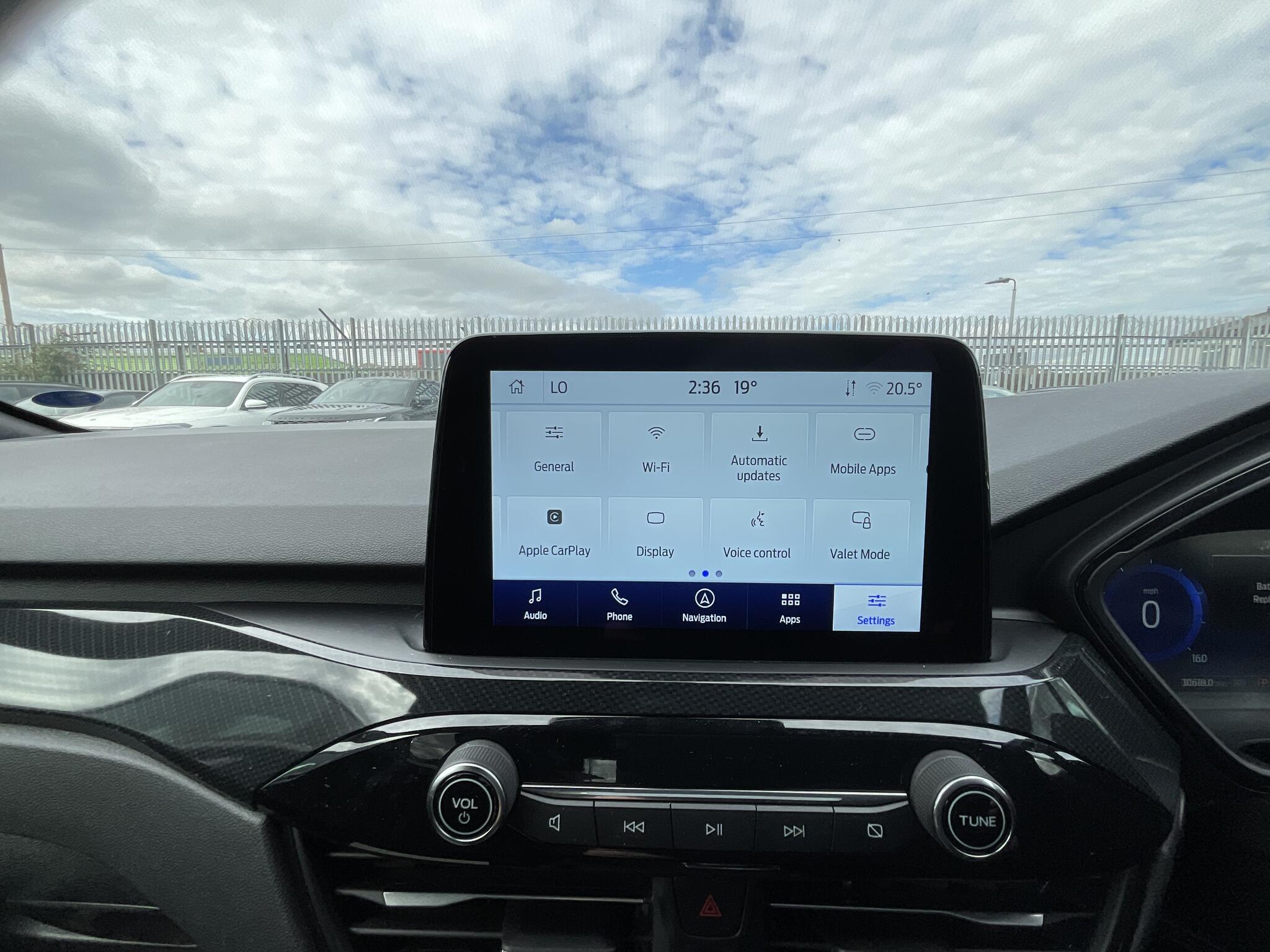 Ford Kuga view 33