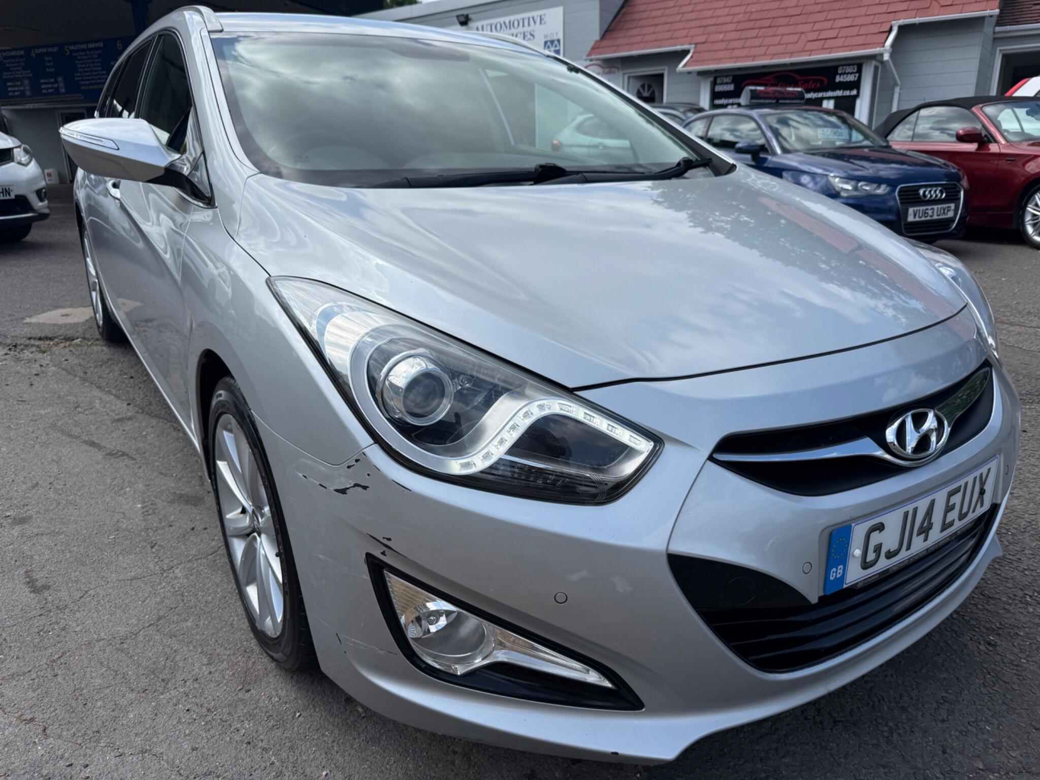 Hyundai I40 view 13