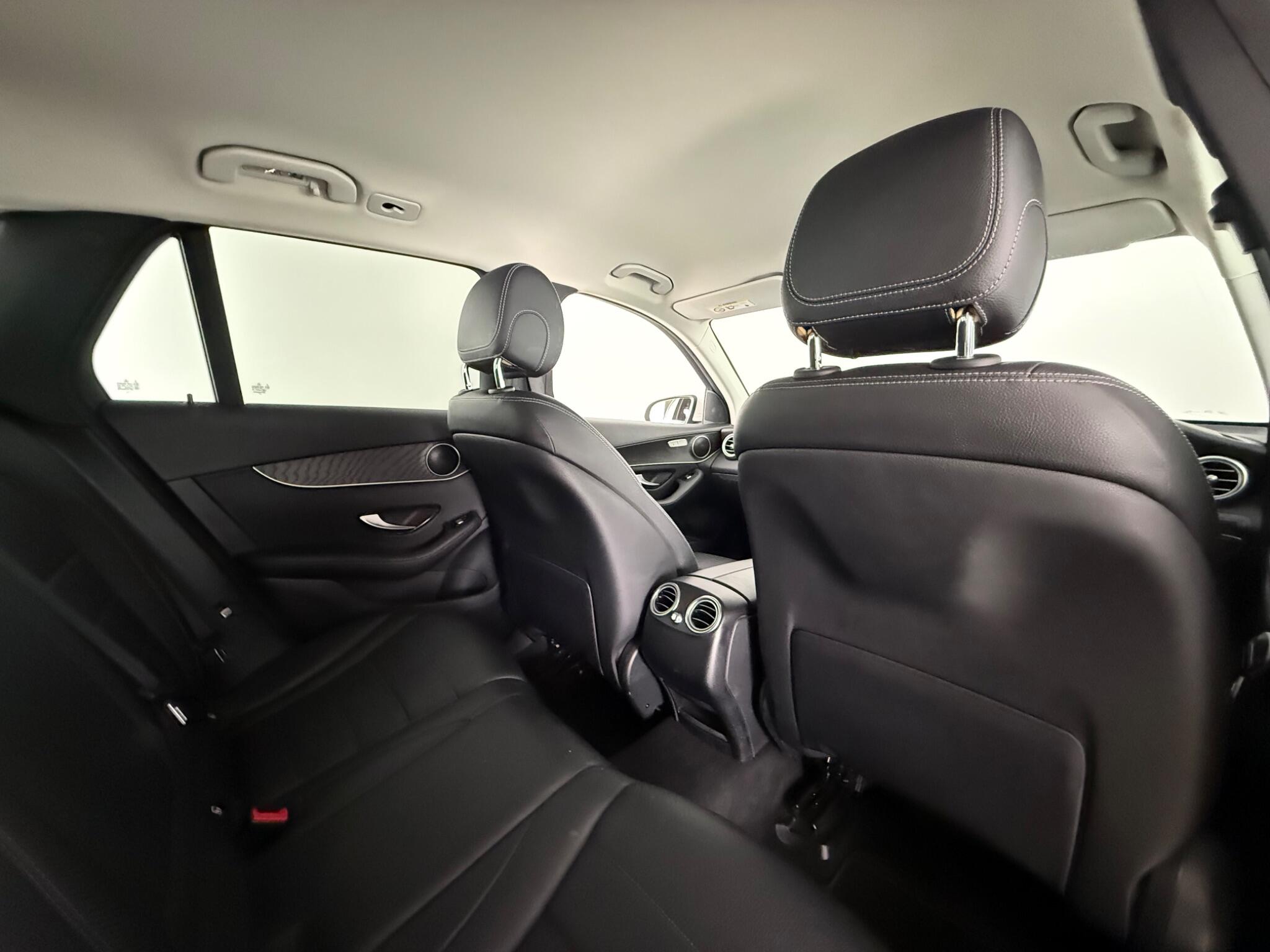Mercedes-Benz GLC view 32
