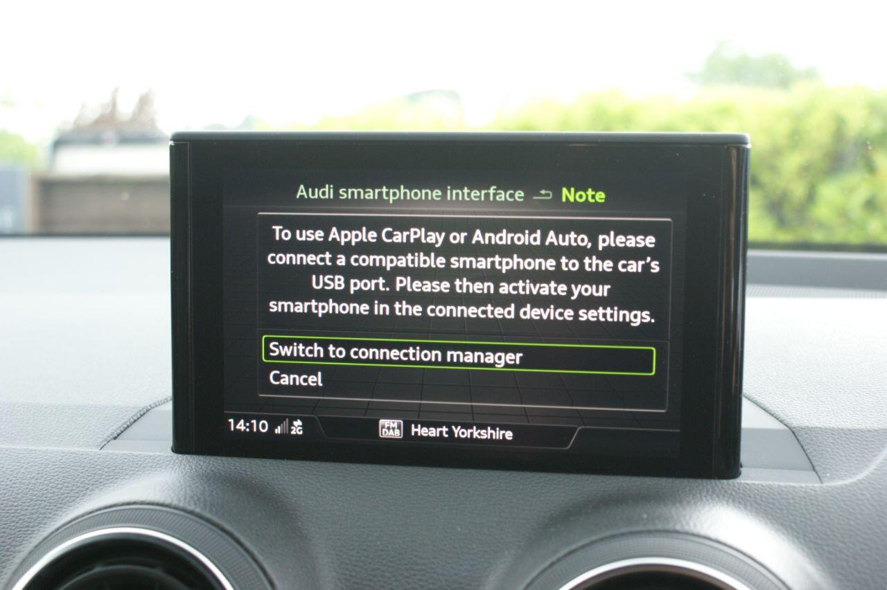 Audi SQ2 view 56