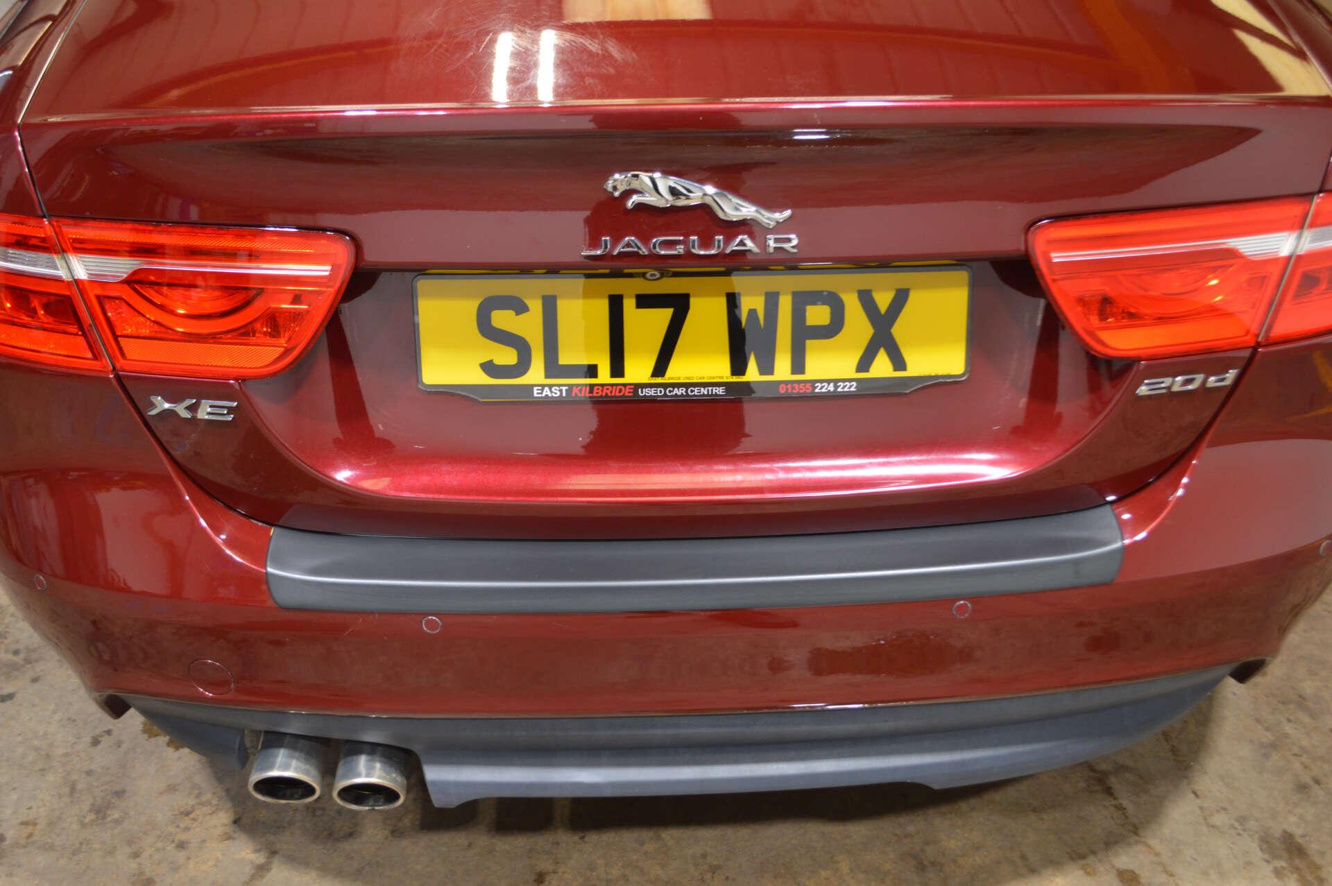 Jaguar Xe view 42