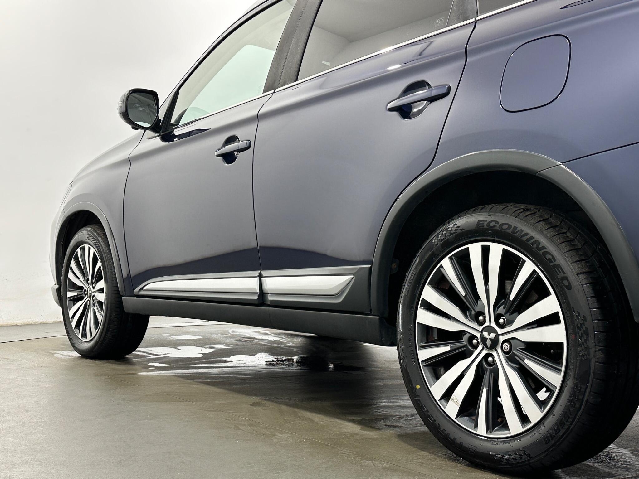 Mitsubishi Outlander view 51