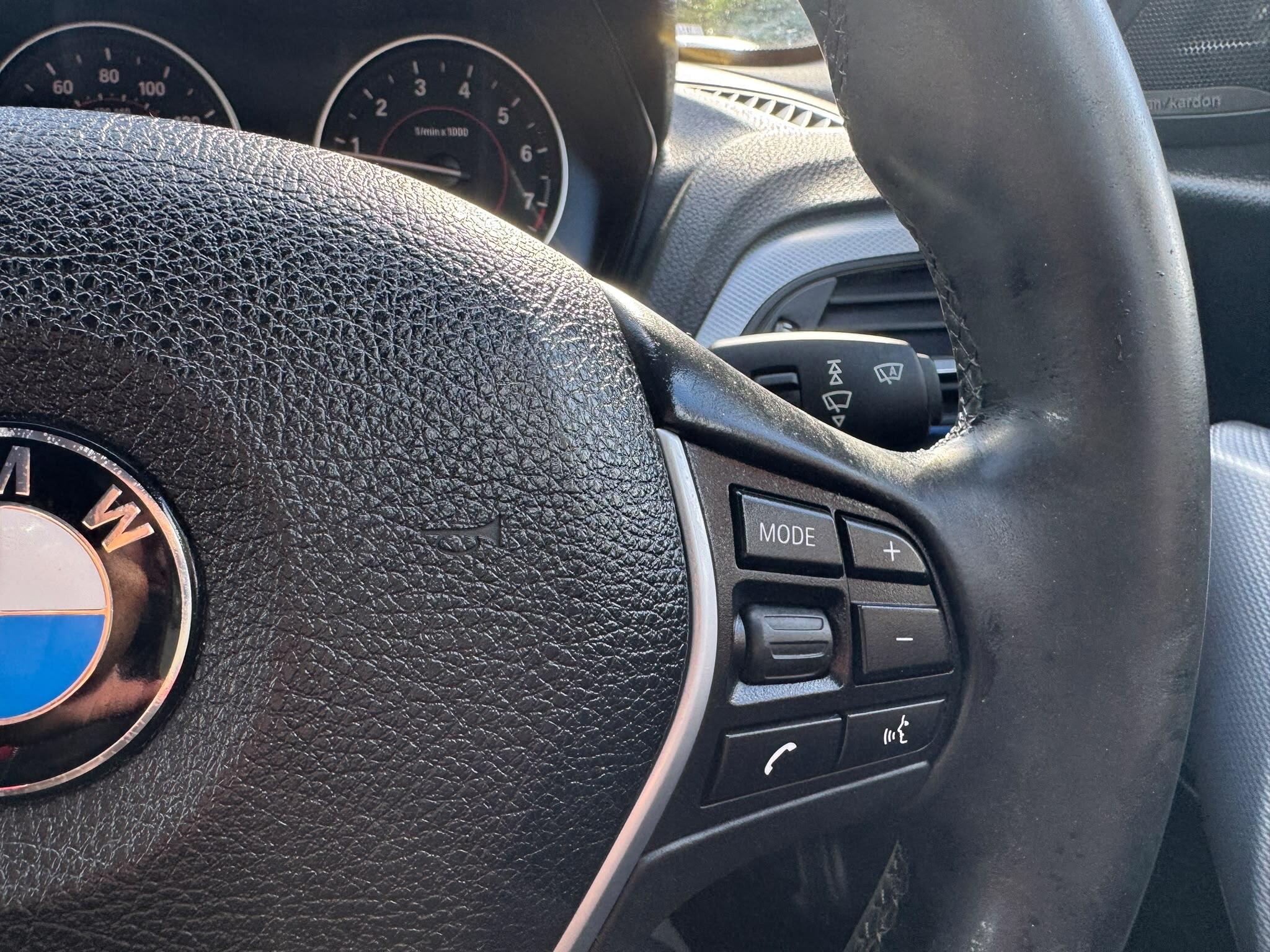 BMW 1 Series view 18