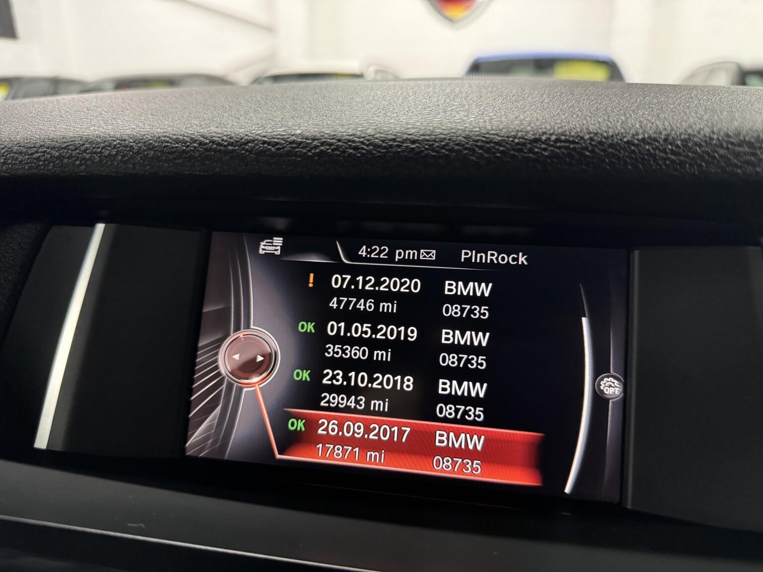 BMW X3 view 5