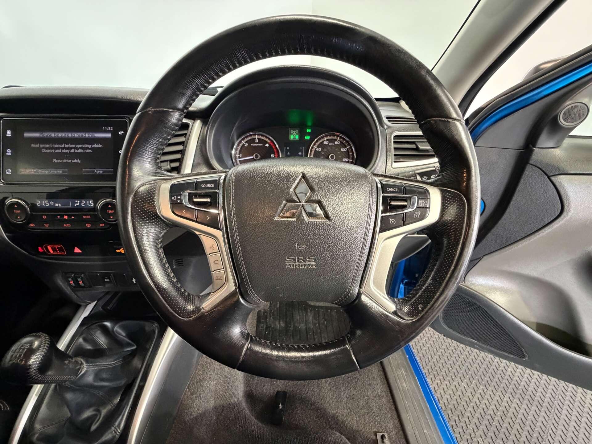 Mitsubishi L200 view 30