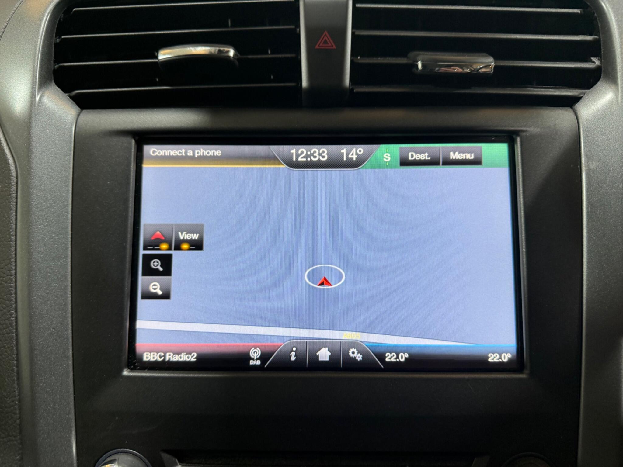 Ford Mondeo view 20